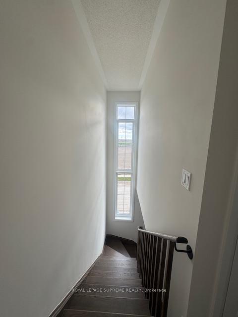 Photo 12 of 89 Blue Pond Drive, Brampton, Northwest Brampton — HOMEH