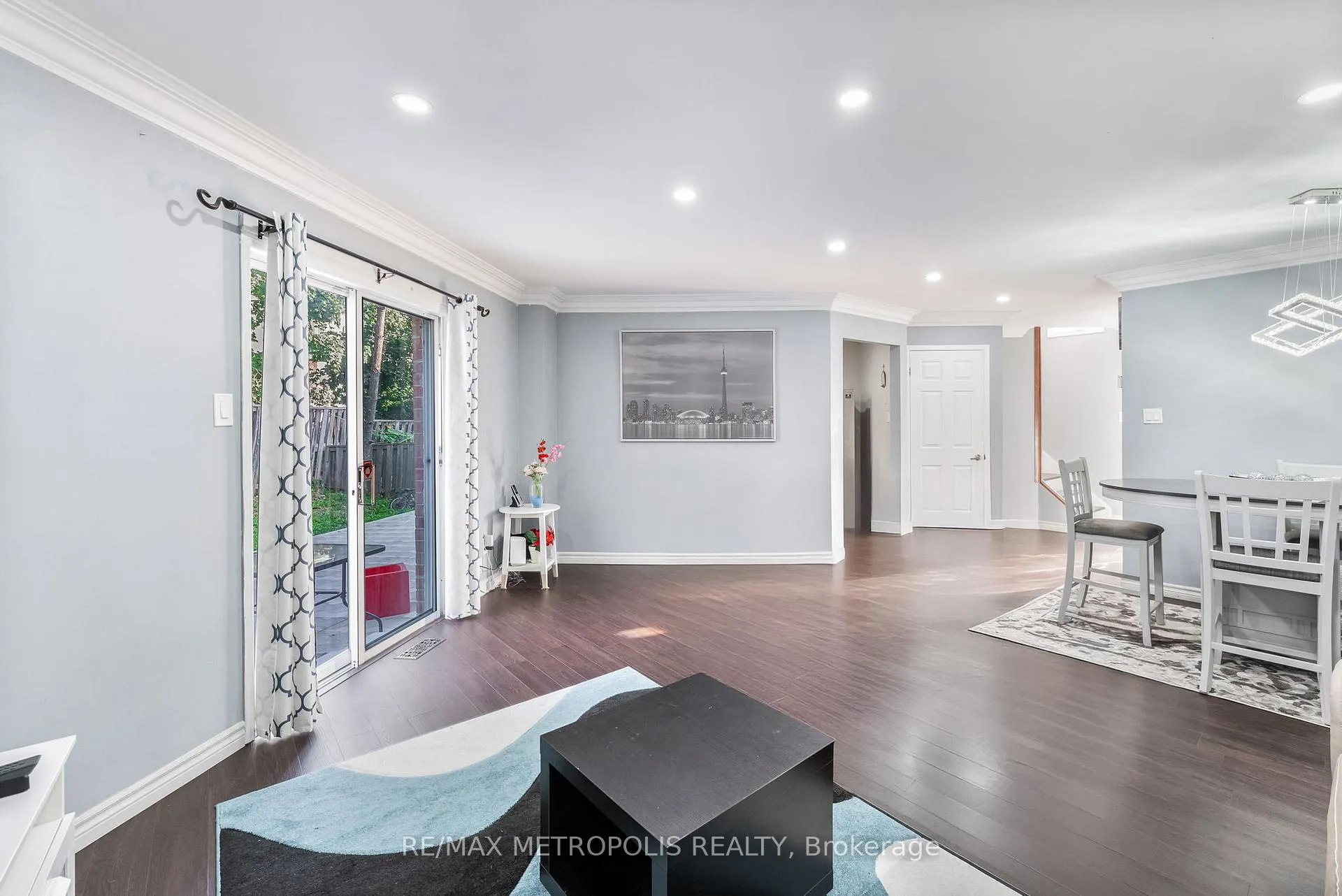 Photo 4 of 21 Hetherington Place, Brampton, Central Park — HOMEH