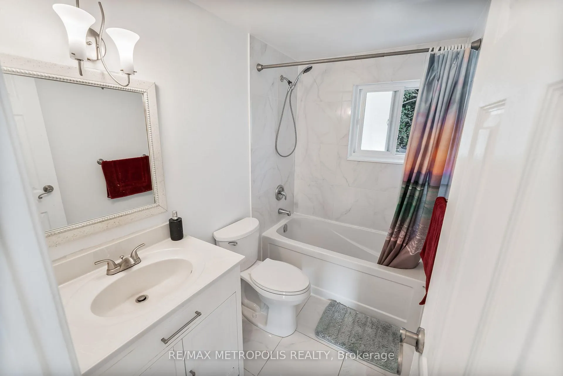 Photo 8 of 21 Hetherington Place, Brampton, Central Park — HOMEH