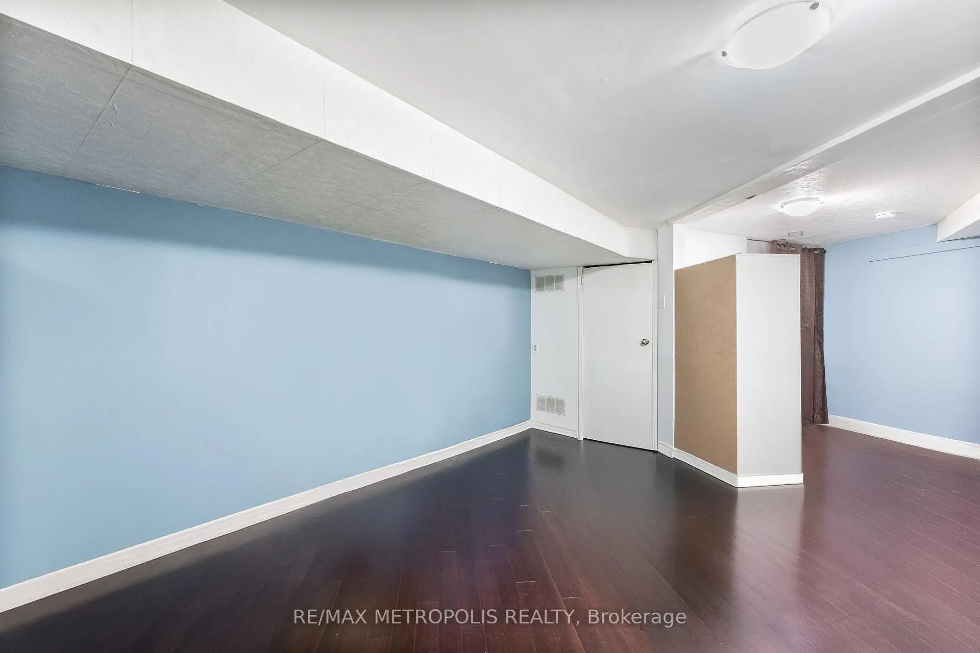 Photo 10 of 21 Hetherington Place, Brampton, Central Park — HOMEH