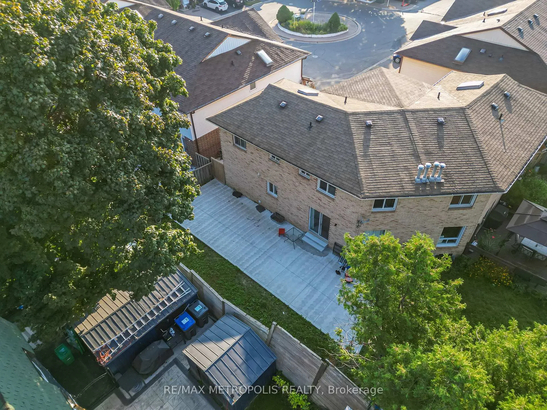 Photo 12 of 21 Hetherington Place, Brampton, Central Park — HOMEH