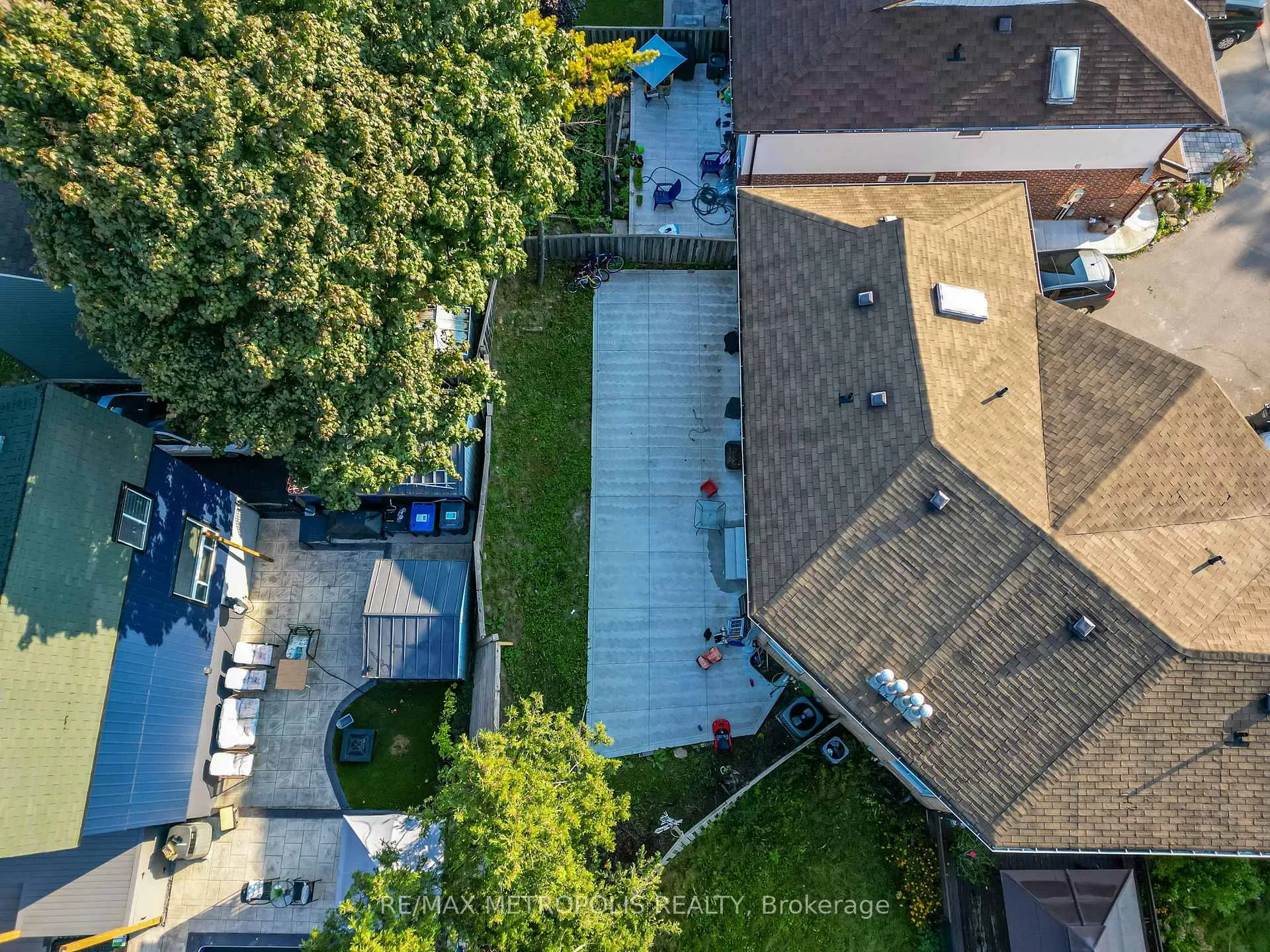 Photo 14 of 21 Hetherington Place, Brampton, Central Park — HOMEH