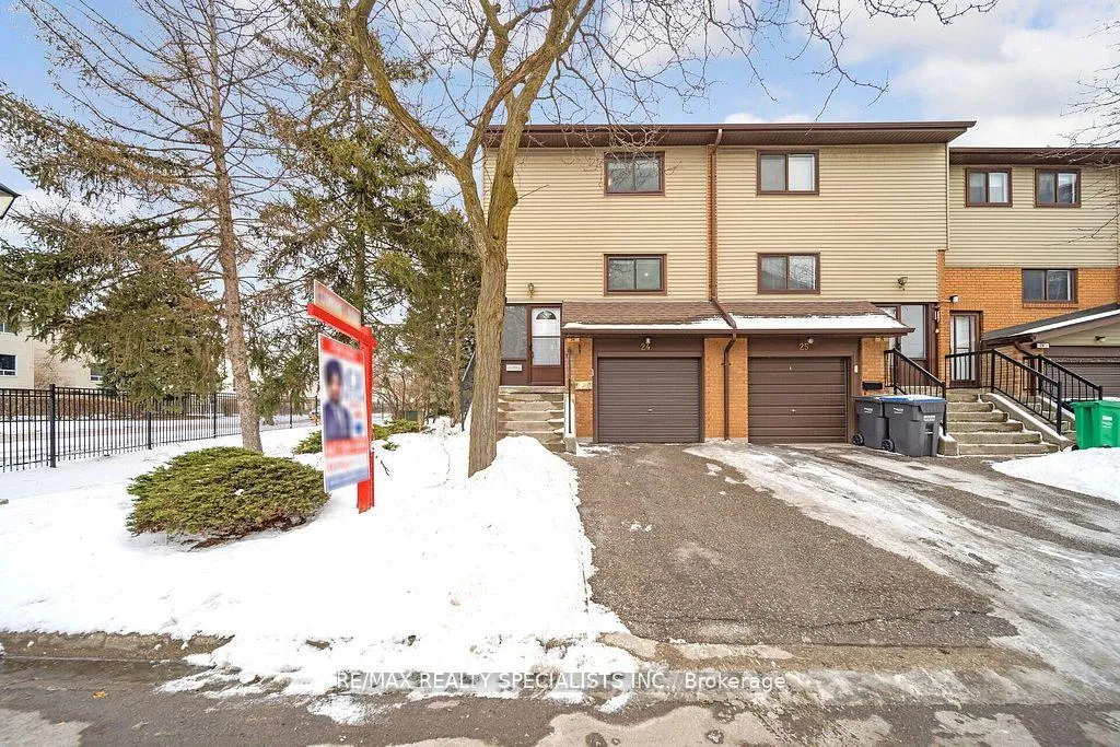 Front of 24 Carleton Place