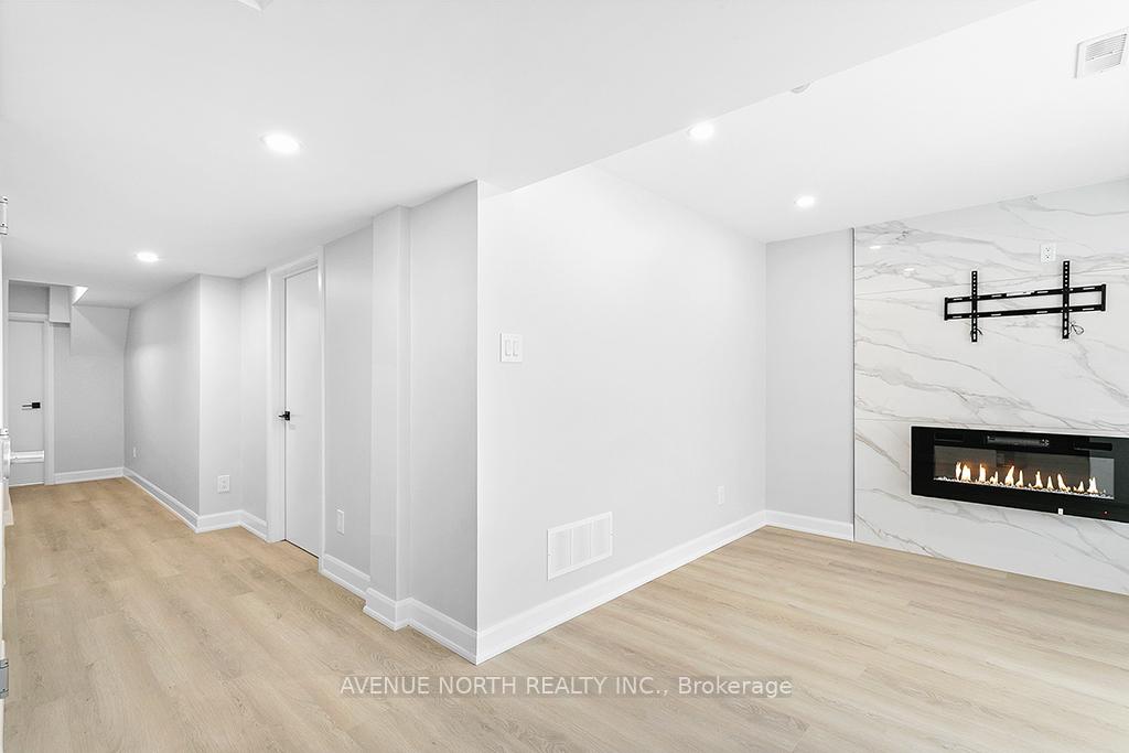Photo 3 of 2582 River Mist Road, Ottawa, Barrhaven - Half Moon Bay — HOMEH
