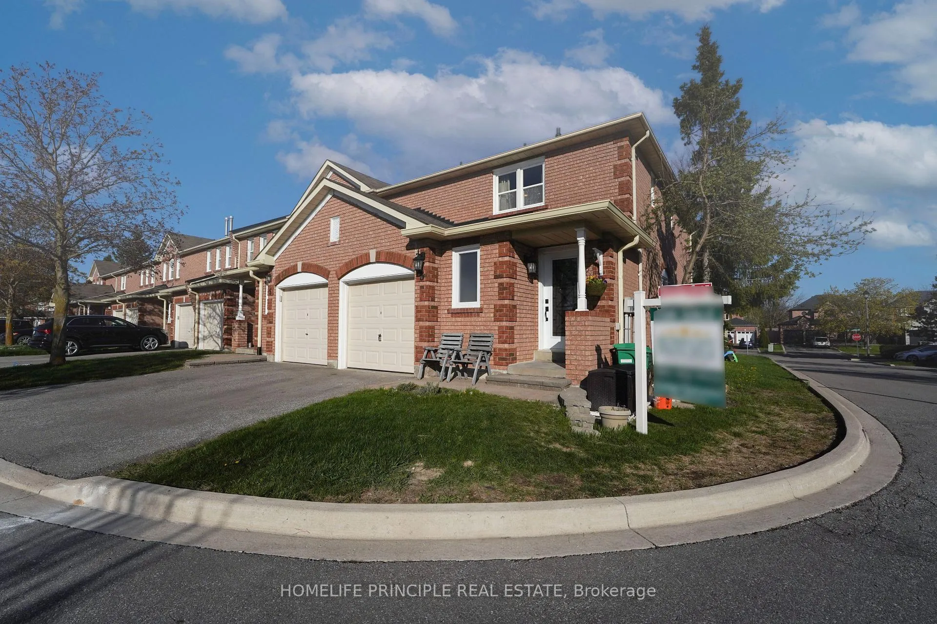 Front of 3 Bridlefield Crescent