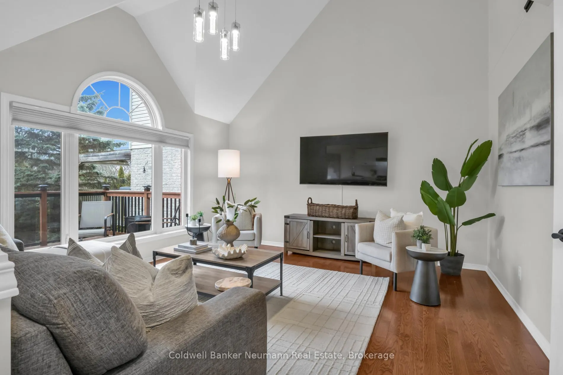 Photo 5 of 36 Jenson Boulevard, Guelph, Pineridge/Westminster Woods — HOMEH