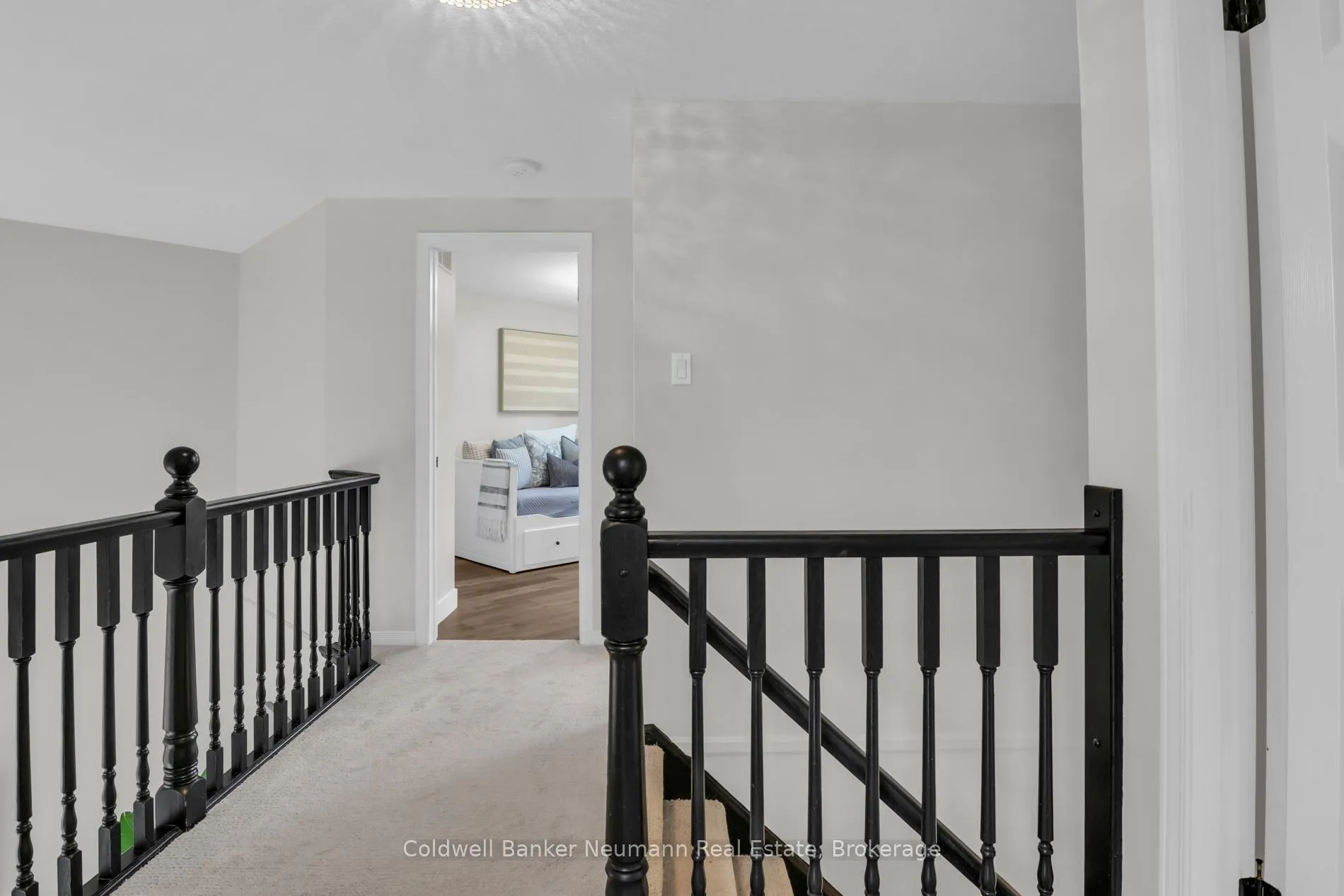Photo 18 of 36 Jenson Boulevard, Guelph, Pineridge/Westminster Woods — HOMEH