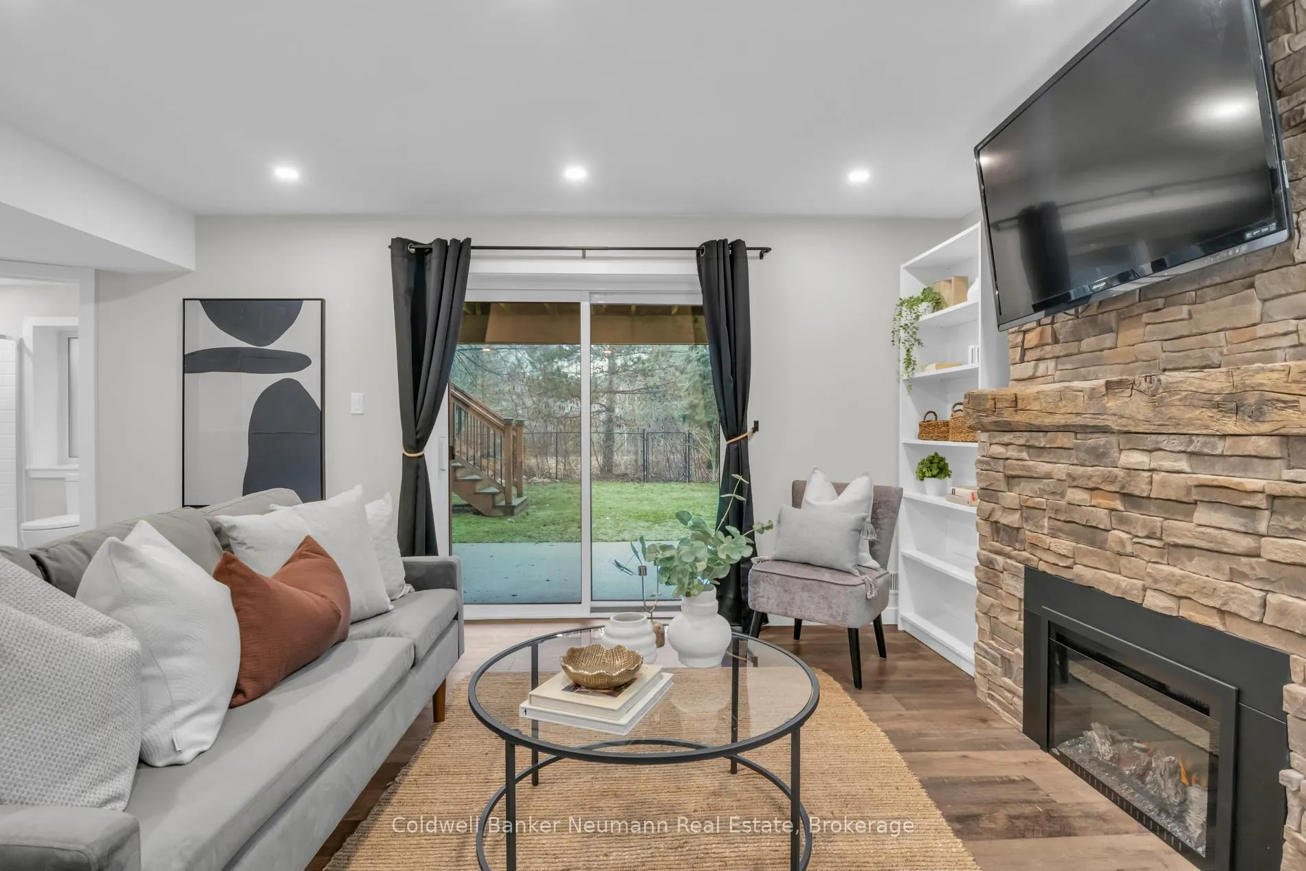 Photo 31 of 36 Jenson Boulevard, Guelph, Pineridge/Westminster Woods — HOMEH