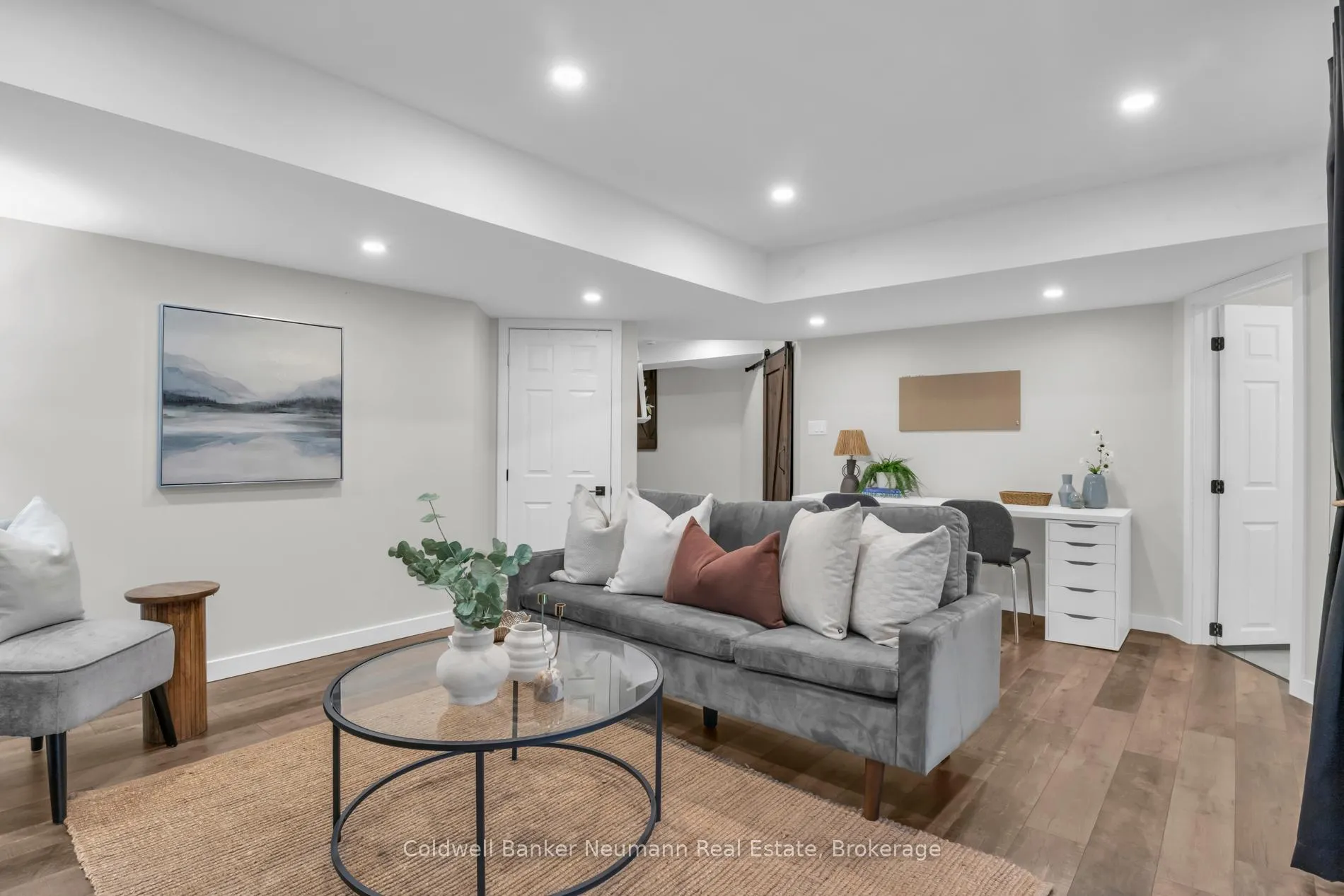 Photo 32 of 36 Jenson Boulevard, Guelph, Pineridge/Westminster Woods — HOMEH