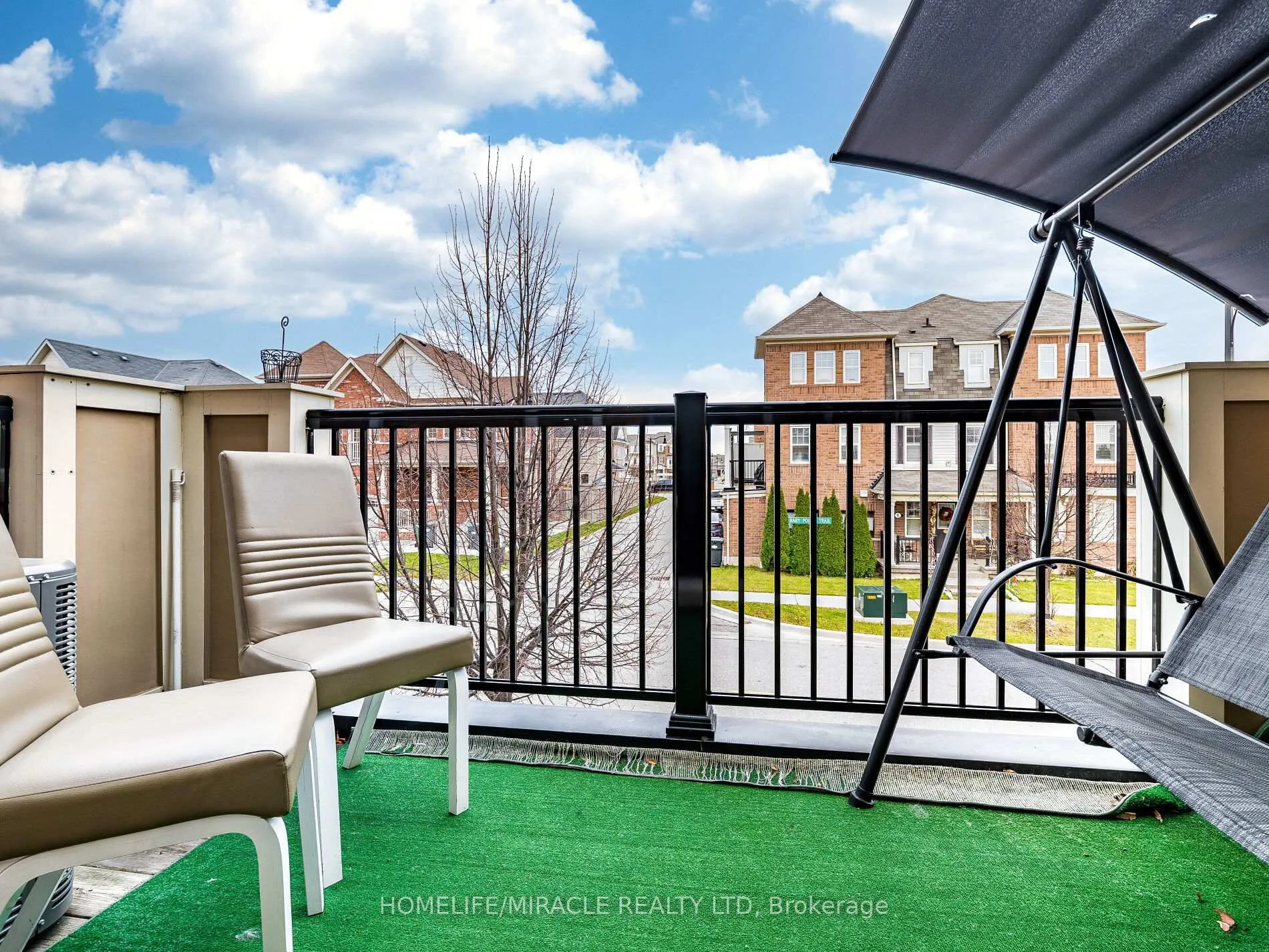Photo 32 of 4 Baby Pointe Trail, Brampton, Northwest Brampton — HOMEH