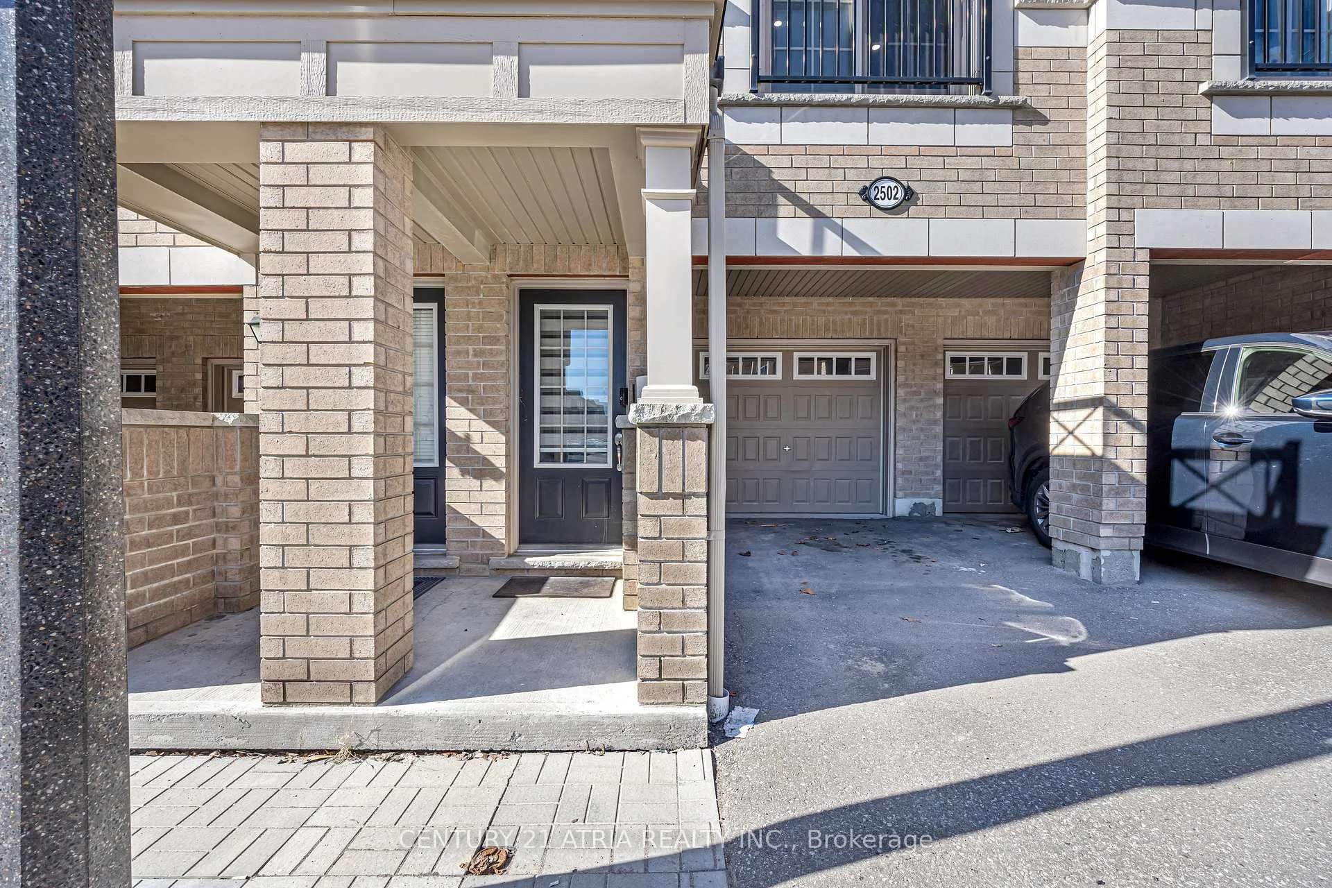 Photo 3 of 2502 Rosedrop Path, Oshawa, Windfields — HOMEH