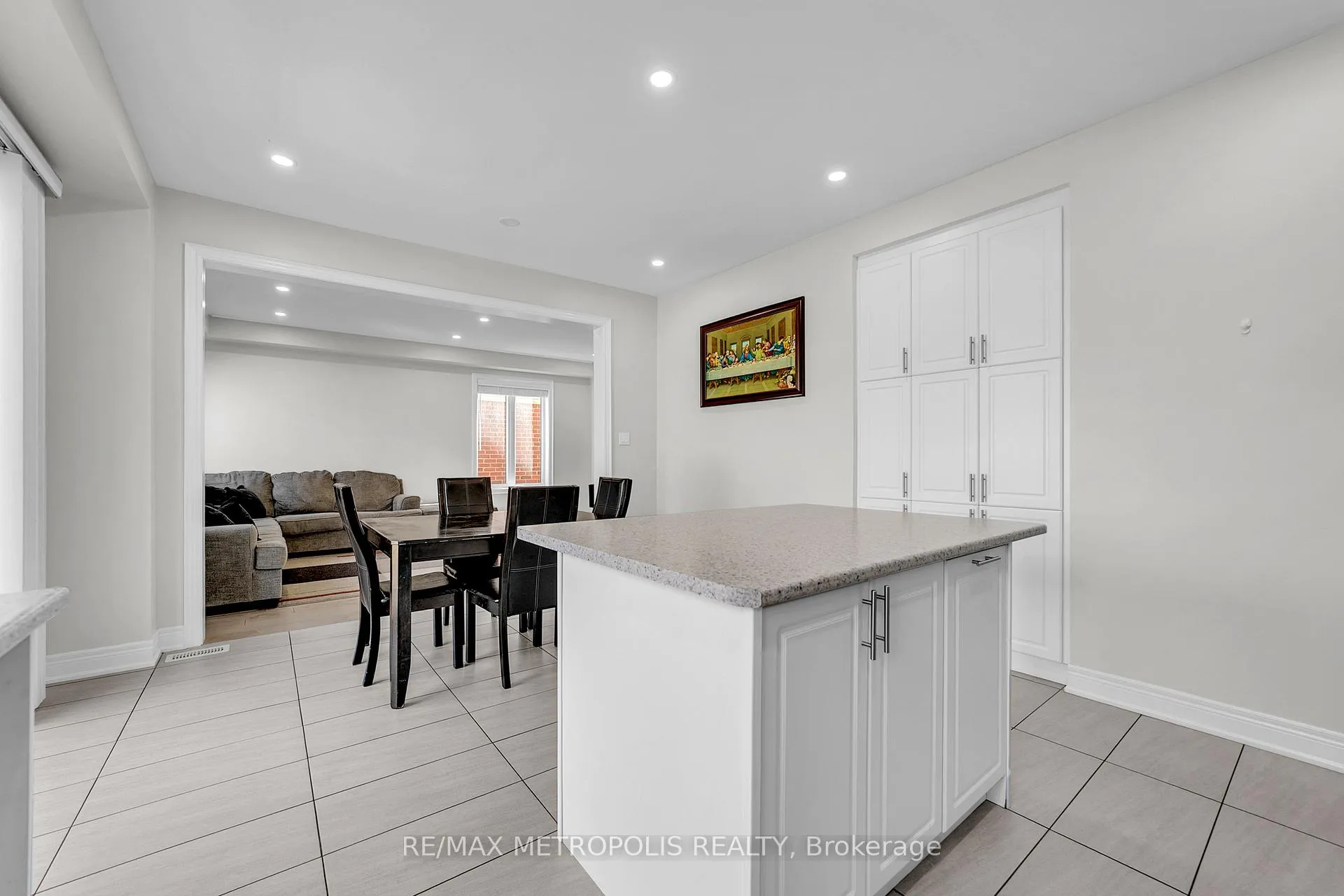Photo 12 of 80 Pridham Place, New Tecumseth, Tottenham — HOMEH