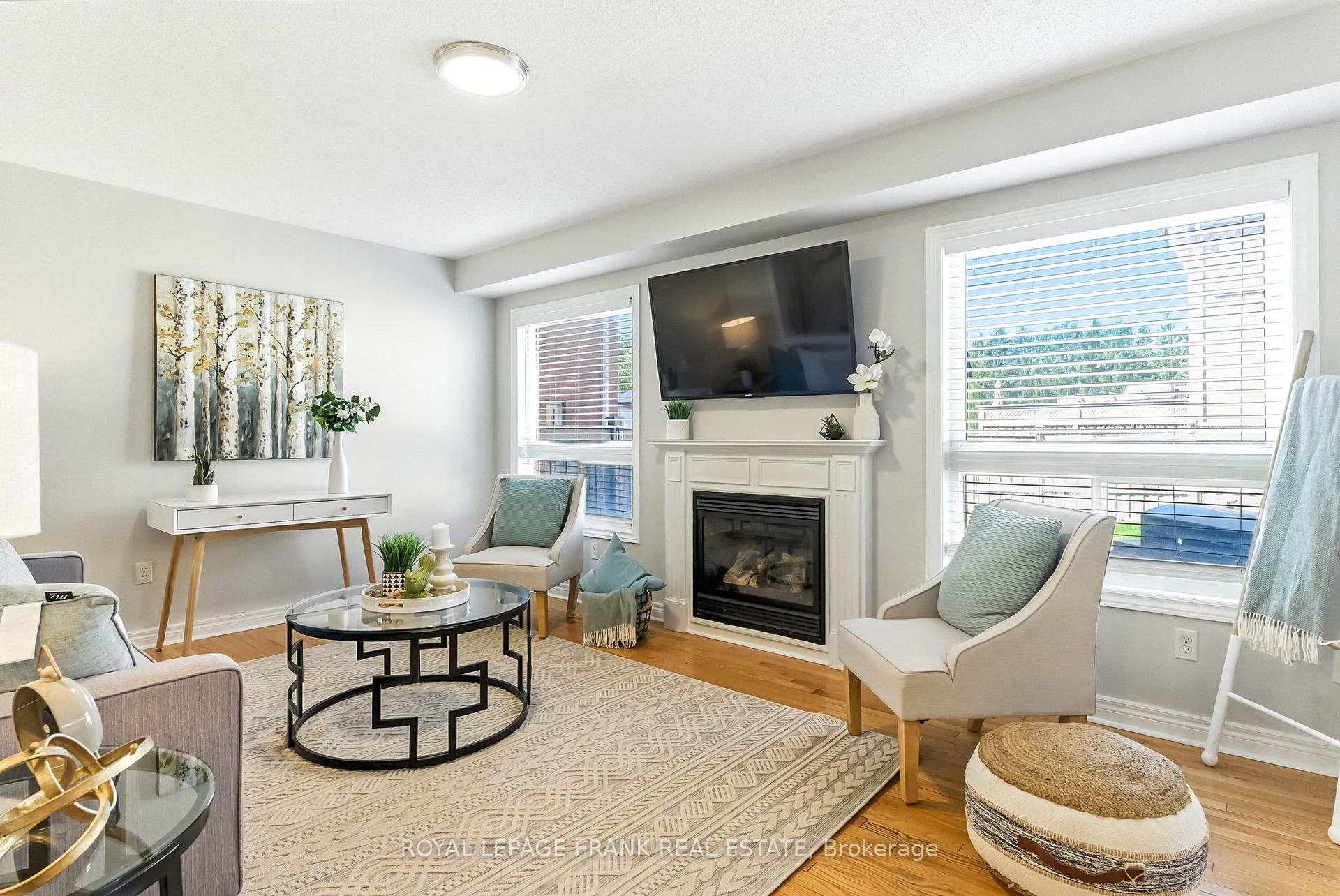 Photo 8 of 34 Rosswell Drive, Clarington, Courtice — HOMEH