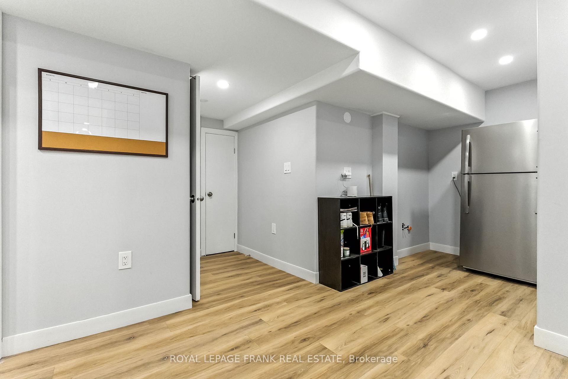 Photo 31 of 34 Rosswell Drive, Clarington, Courtice — HOMEH