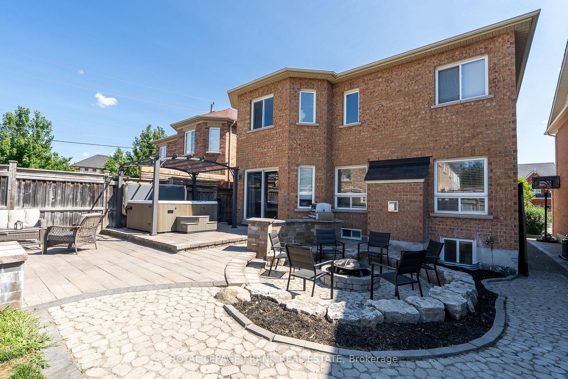 Photo 41 of 34 Rosswell Drive, Clarington, Courtice — HOMEH
