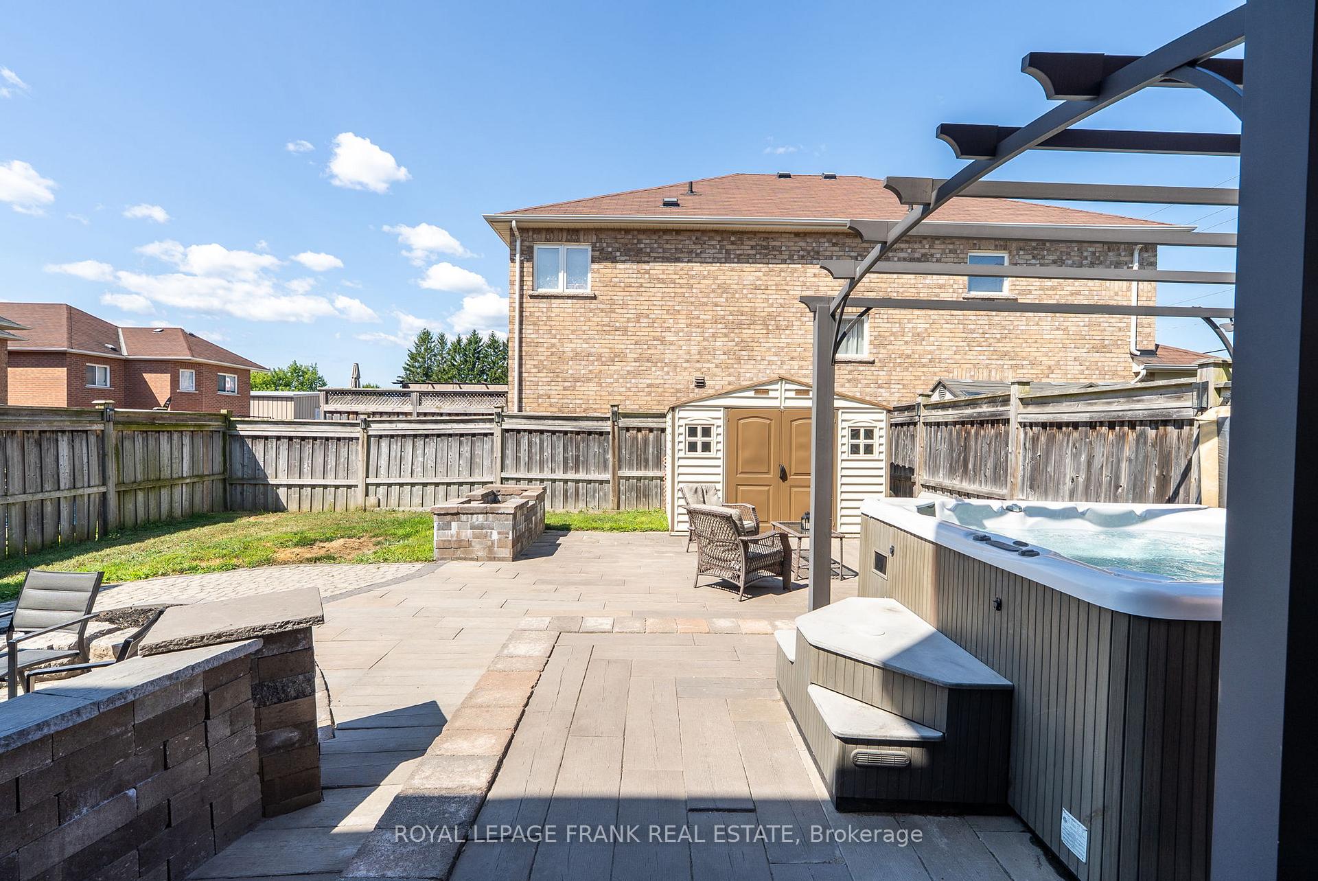 Photo 43 of 34 Rosswell Drive, Clarington, Courtice — HOMEH