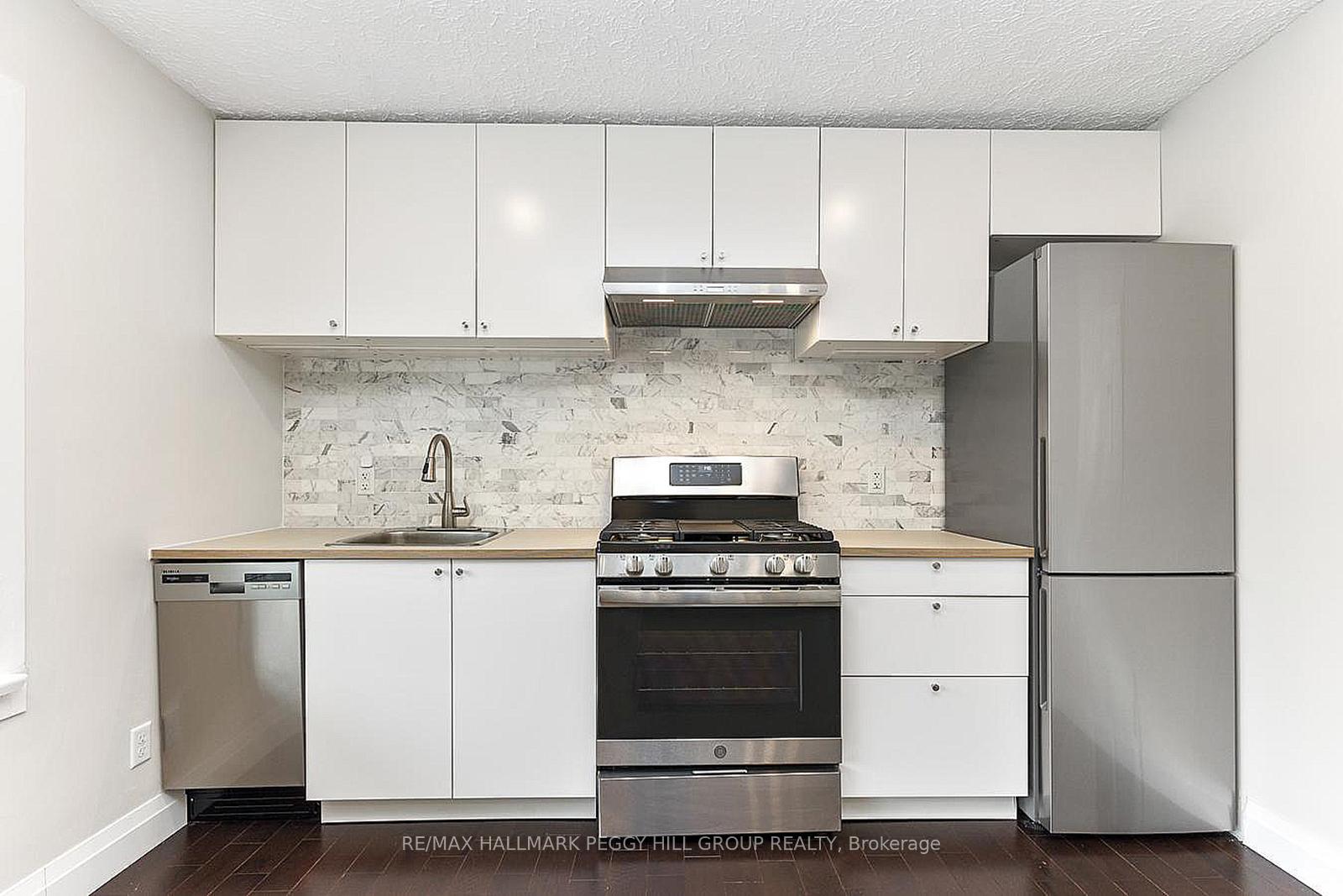 Photo 4 of 152 Owen Street, Barrie, Wellington — HOMEH