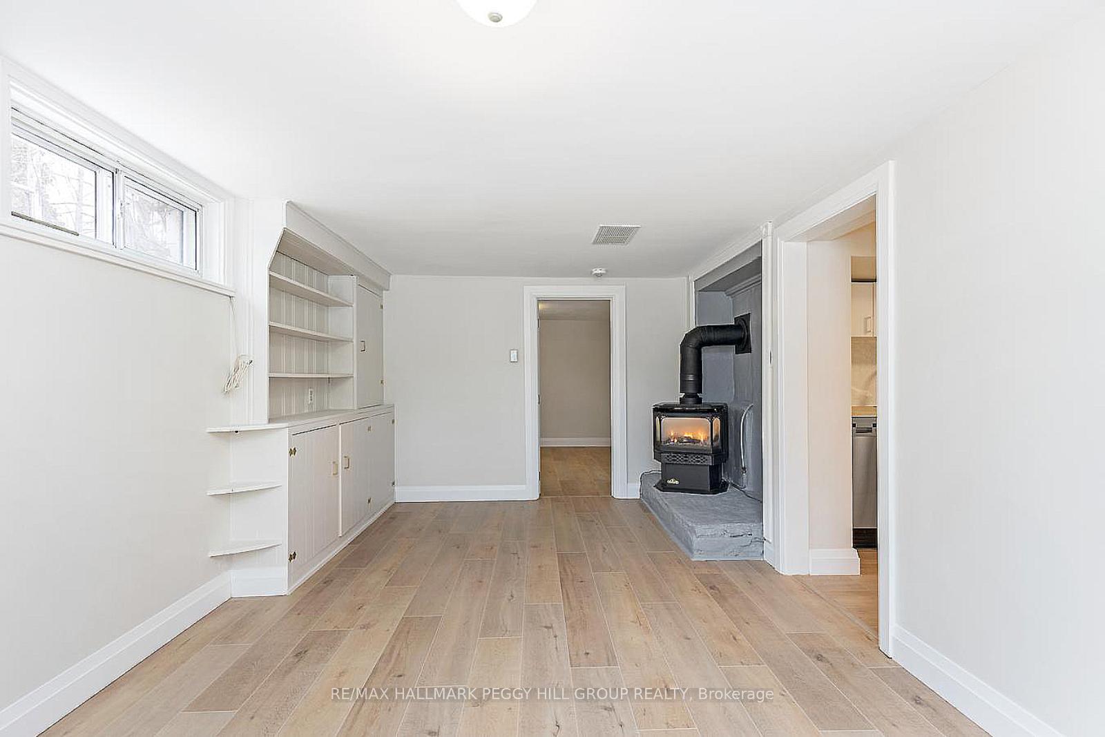 Photo 15 of 152 Owen Street, Barrie, Wellington — HOMEH