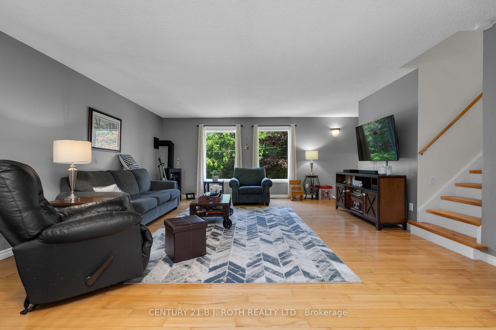 Photo 7 of 175 Segwun Boulevard, Gravenhurst, Muskoka (S) — HOMEH