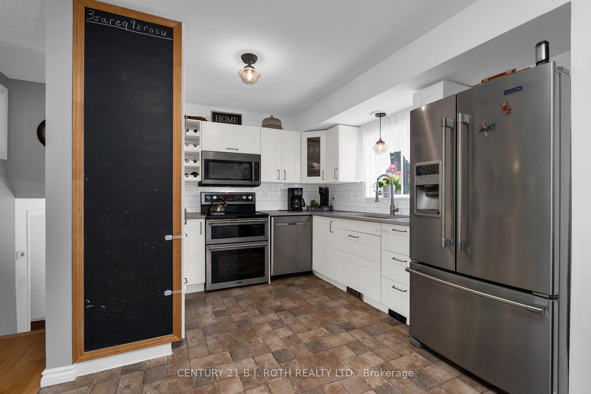Photo 9 of 175 Segwun Boulevard, Gravenhurst, Muskoka (S) — HOMEH