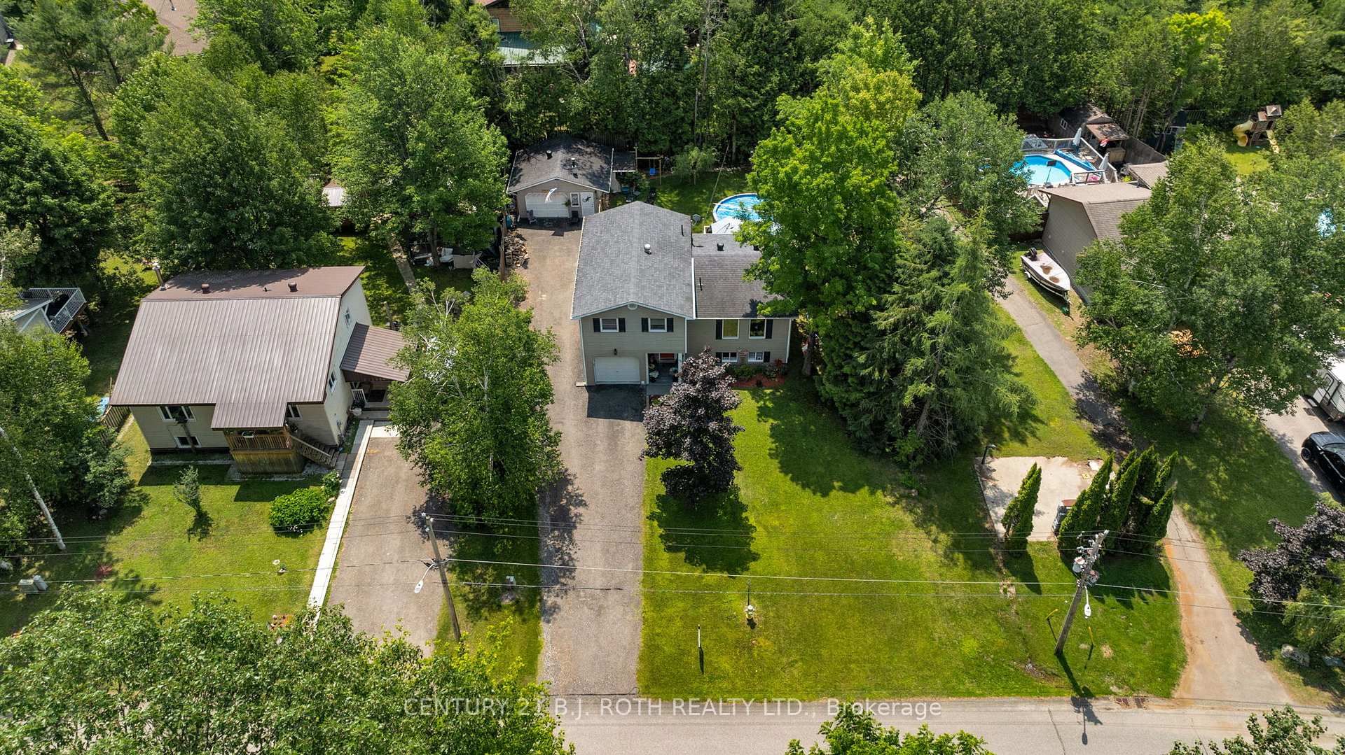 Photo 34 of 175 Segwun Boulevard, Gravenhurst, Muskoka (S) — HOMEH