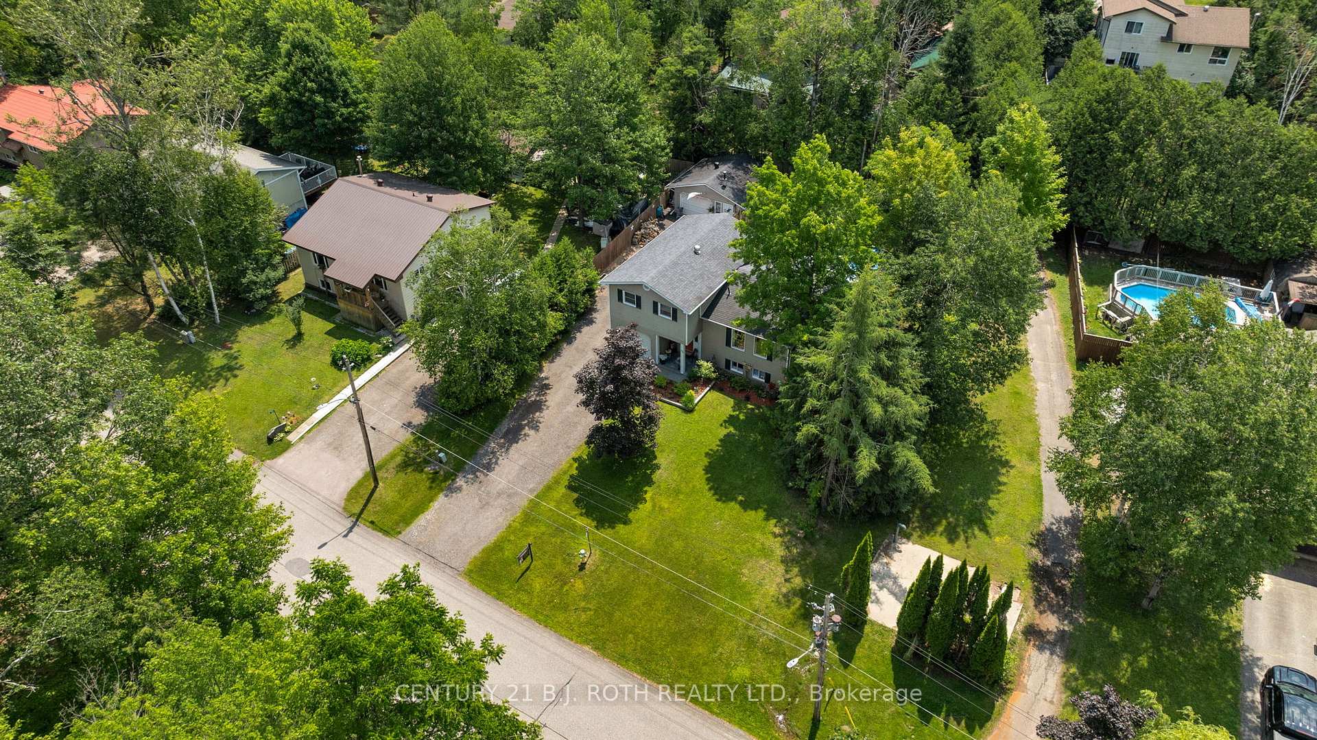 Photo 35 of 175 Segwun Boulevard, Gravenhurst, Muskoka (S) — HOMEH