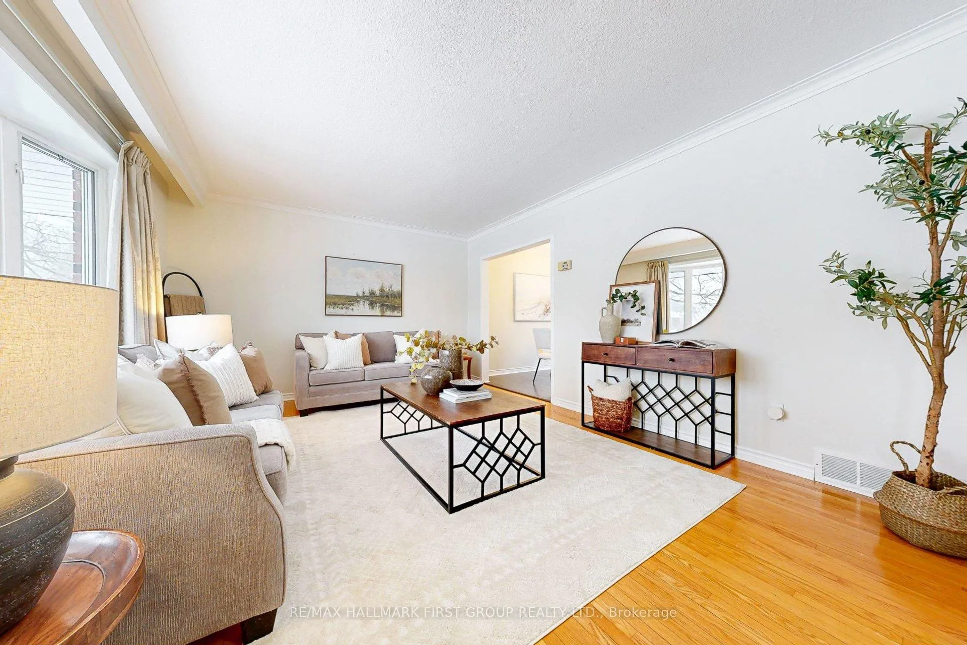 Photo 8 of 209 Johnson Avenue, Whitby, Blue Grass Meadows — HOMEH