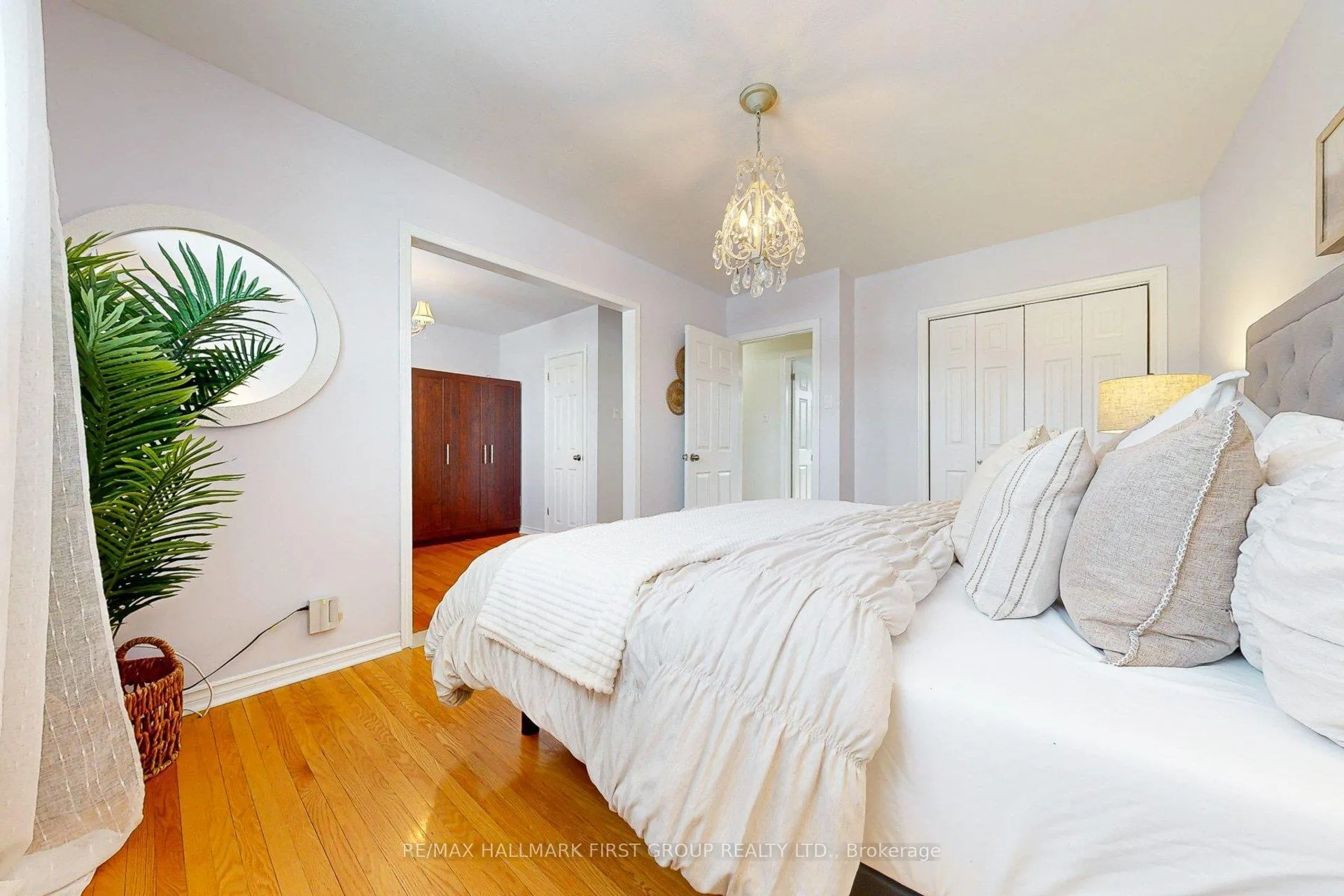 Photo 20 of 209 Johnson Avenue, Whitby, Blue Grass Meadows — HOMEH