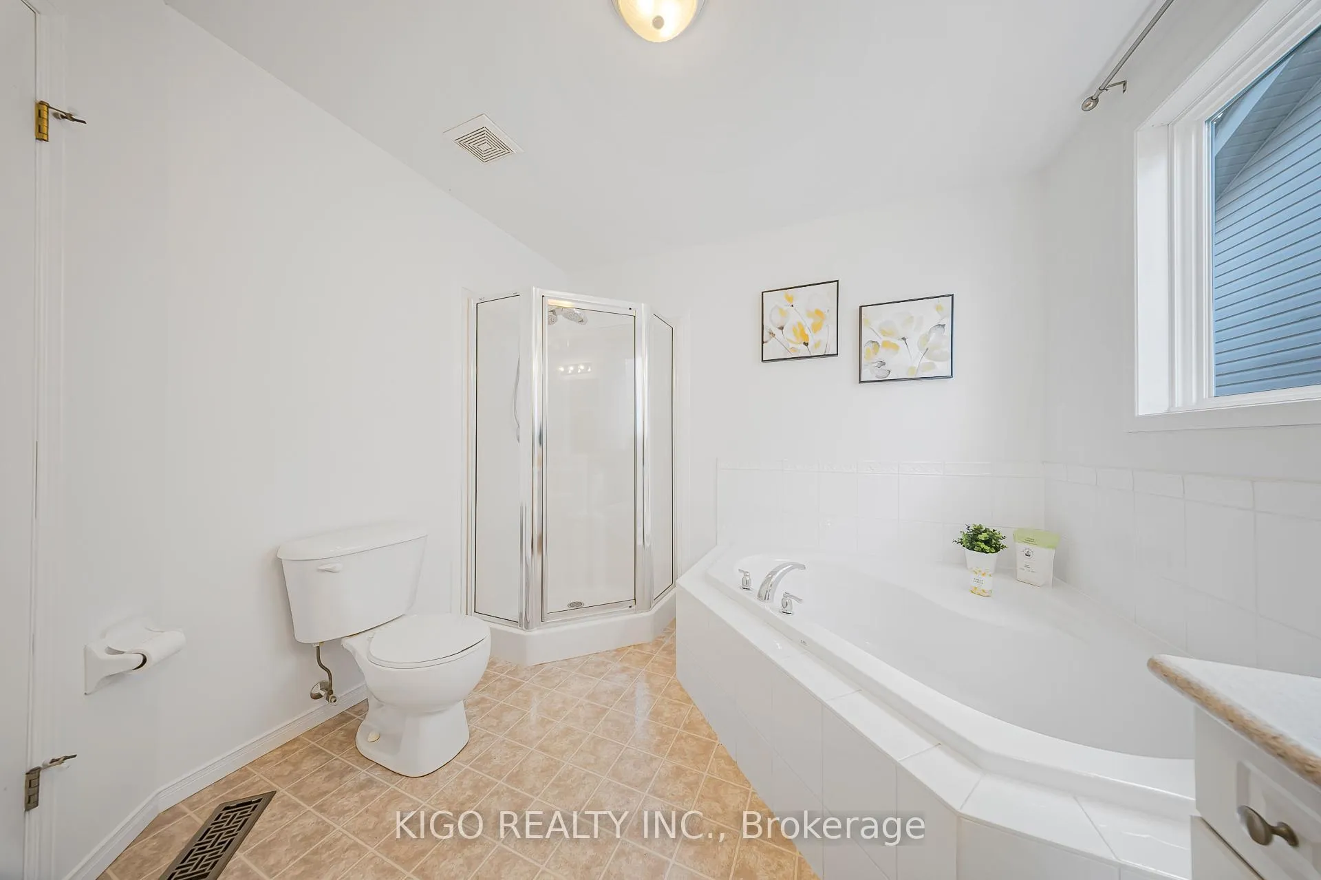 Photo 22 of 11 Renner Drive, Cambridge — HOMEH
