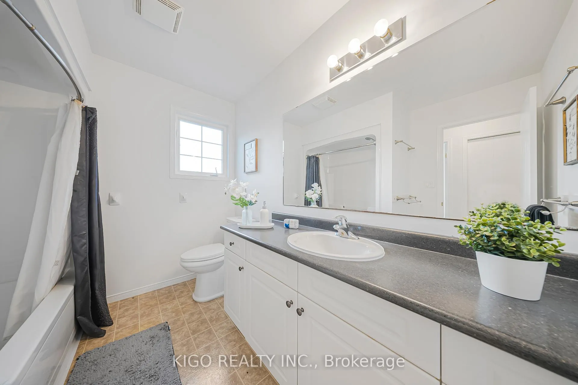 Photo 28 of 11 Renner Drive, Cambridge — HOMEH