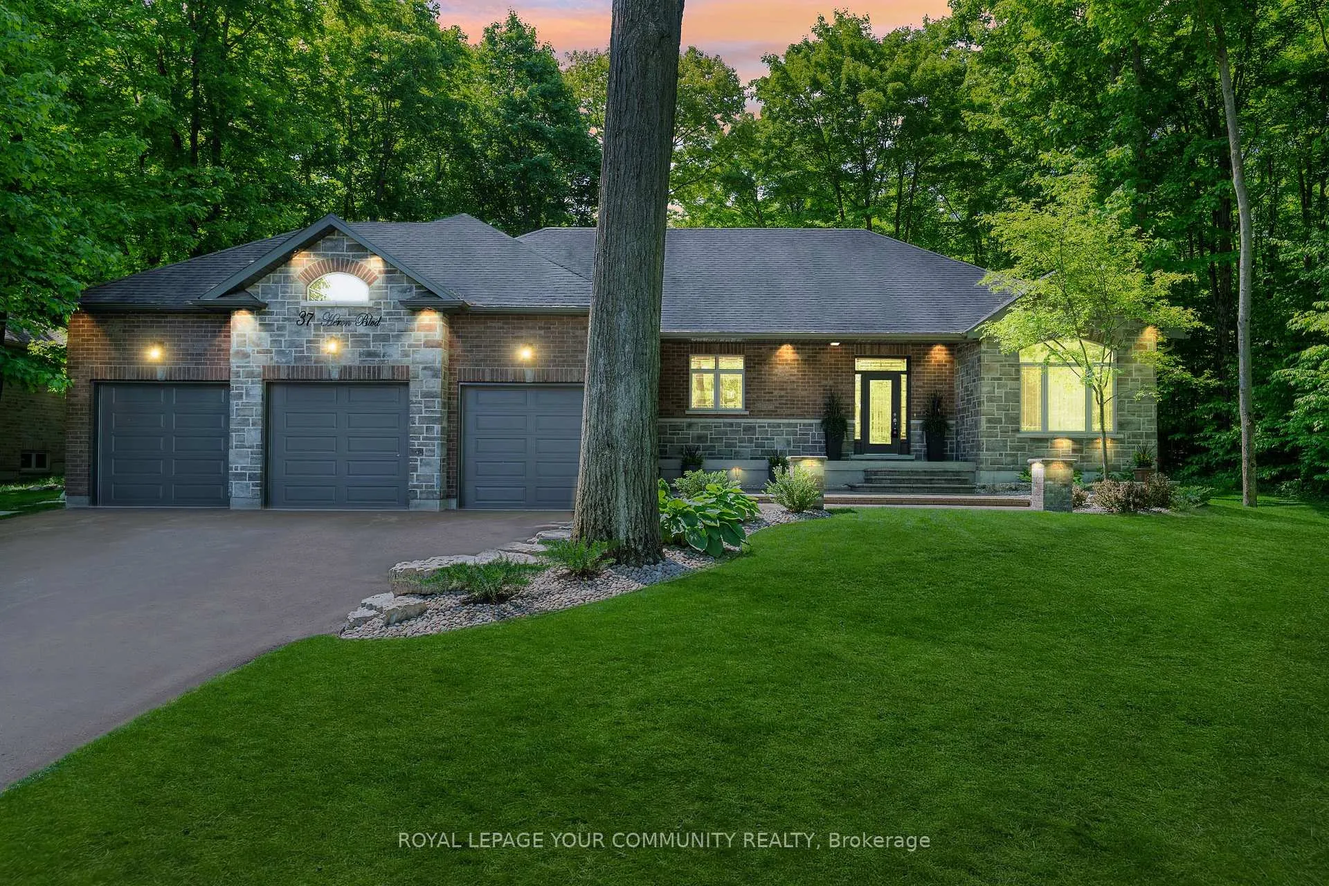 Photo 2 of 37 Heron Boulevard, Springwater, Snow Valley — HOMEH