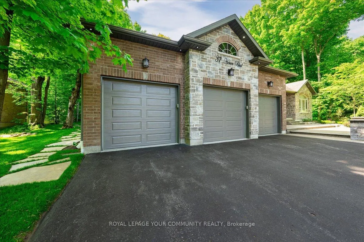 Photo 5 of 37 Heron Boulevard, Springwater, Snow Valley — HOMEH
