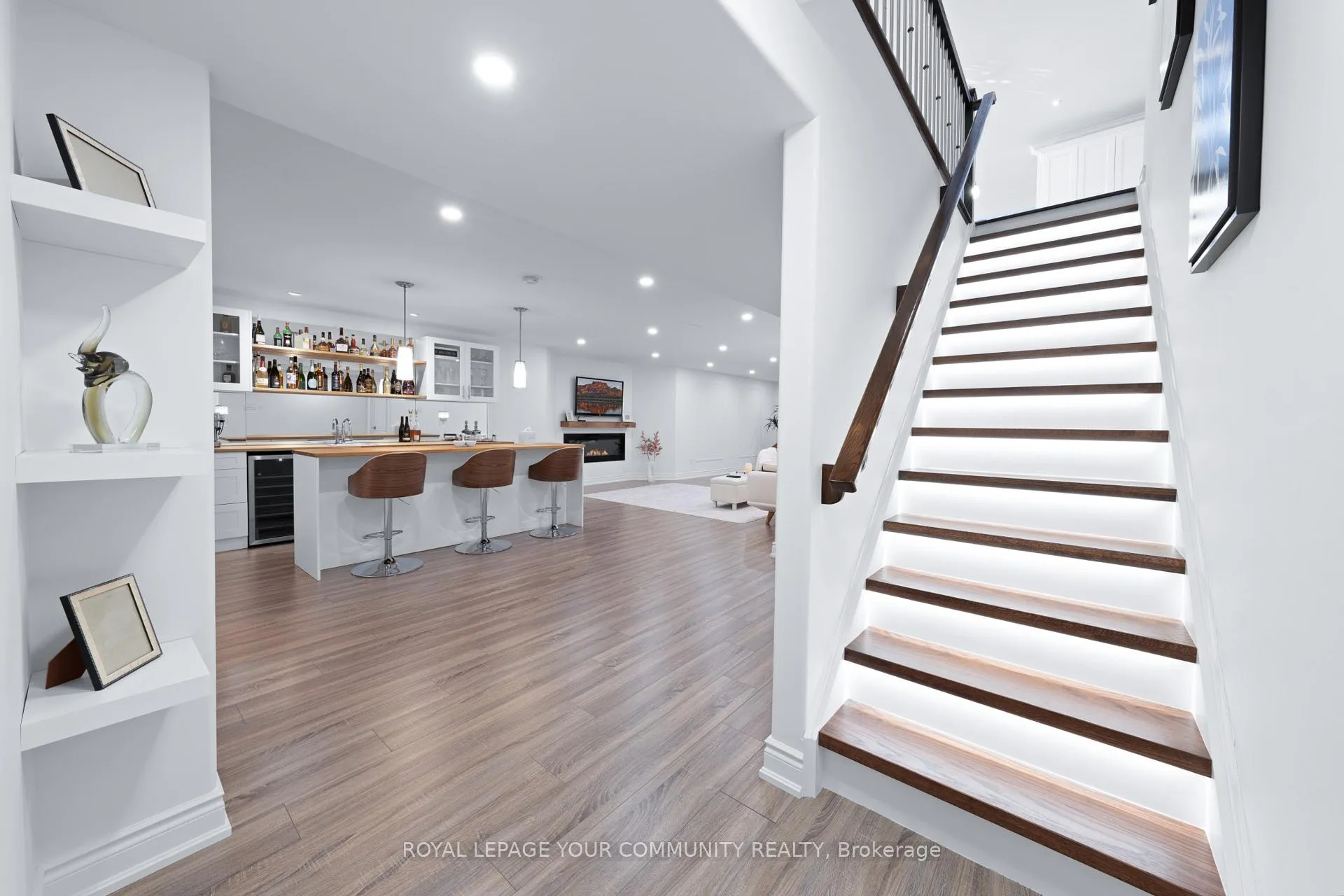 Photo 26 of 37 Heron Boulevard, Springwater, Snow Valley — HOMEH