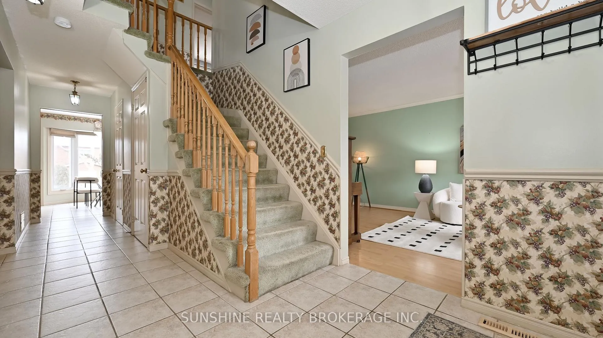 Photo 4 of 36 Hemlock Drive, Markham, Raymerville — HOMEH