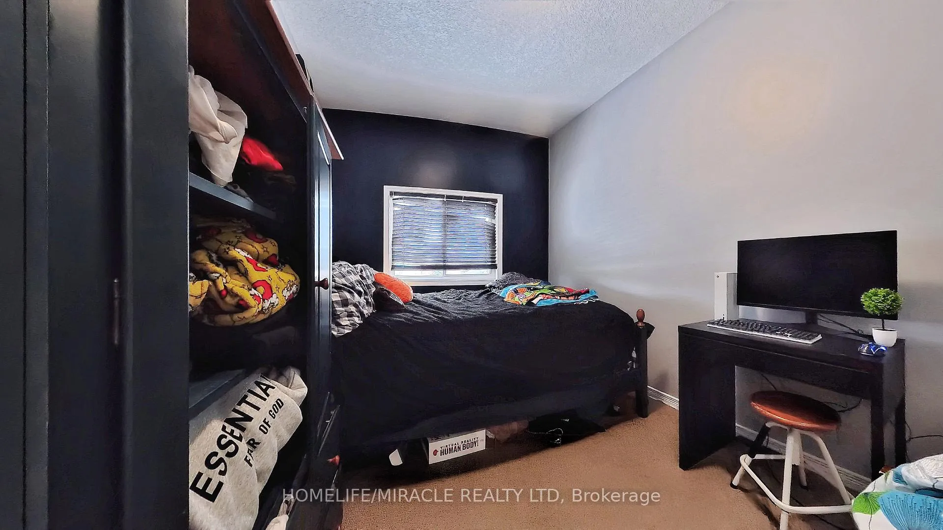 Photo 22 of 206 Westmeadow Drive, Kitchener — HOMEH