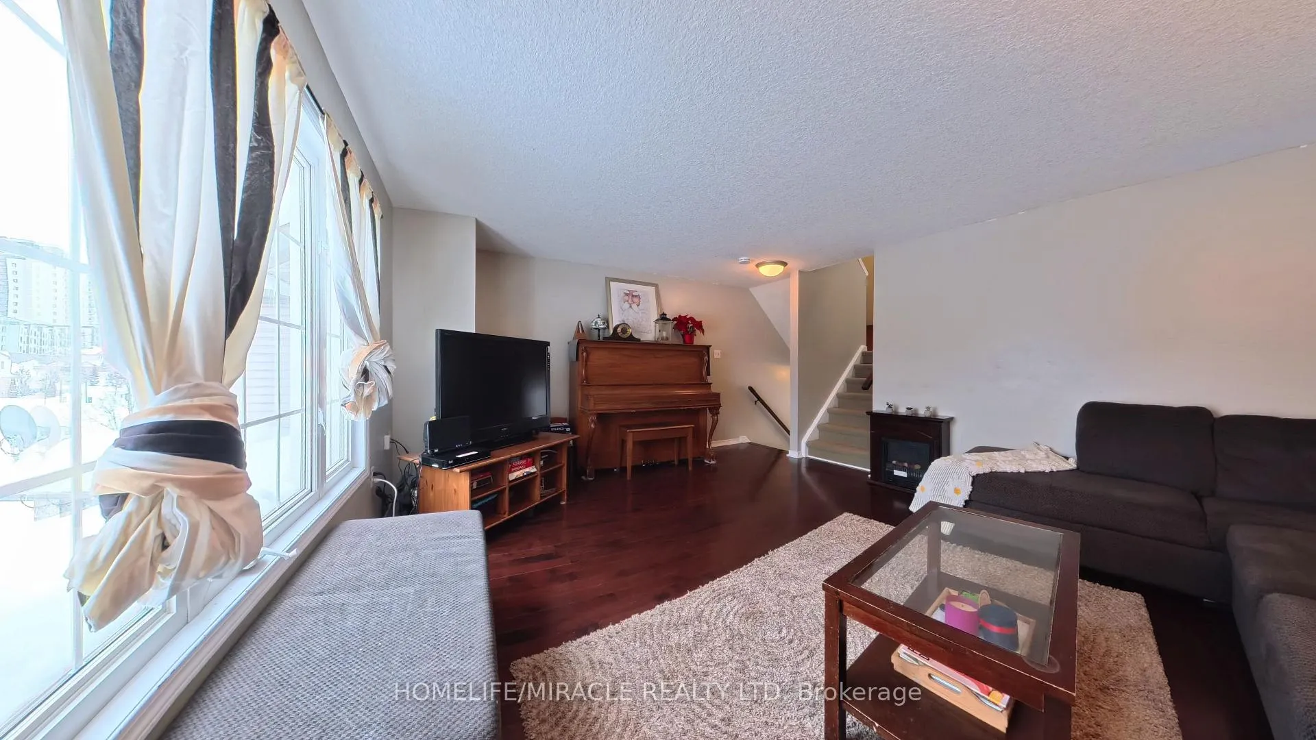 Photo 28 of 206 Westmeadow Drive, Kitchener — HOMEH