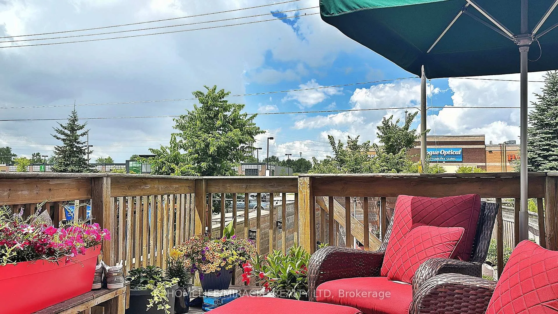 Photo 32 of 206 Westmeadow Drive, Kitchener — HOMEH