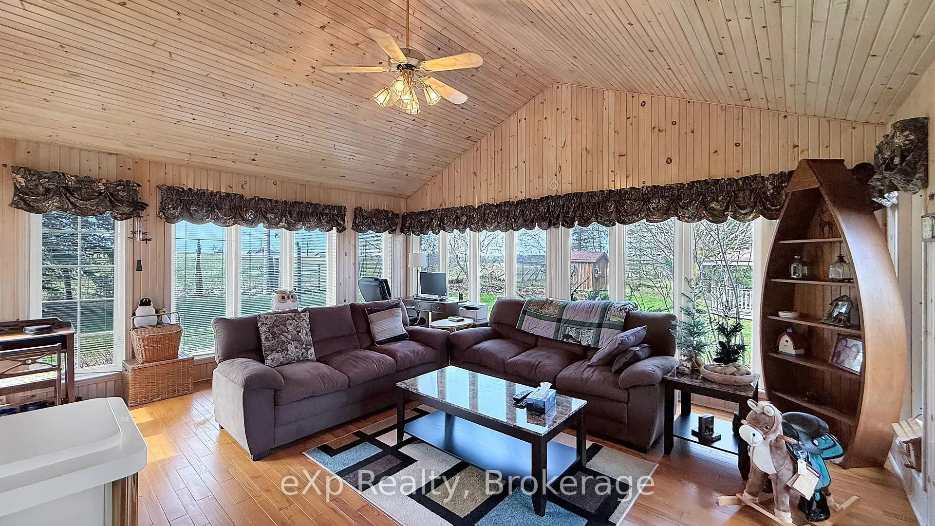 Photo 13 of 402191 Grey Road 4, West Grey — HOMEH