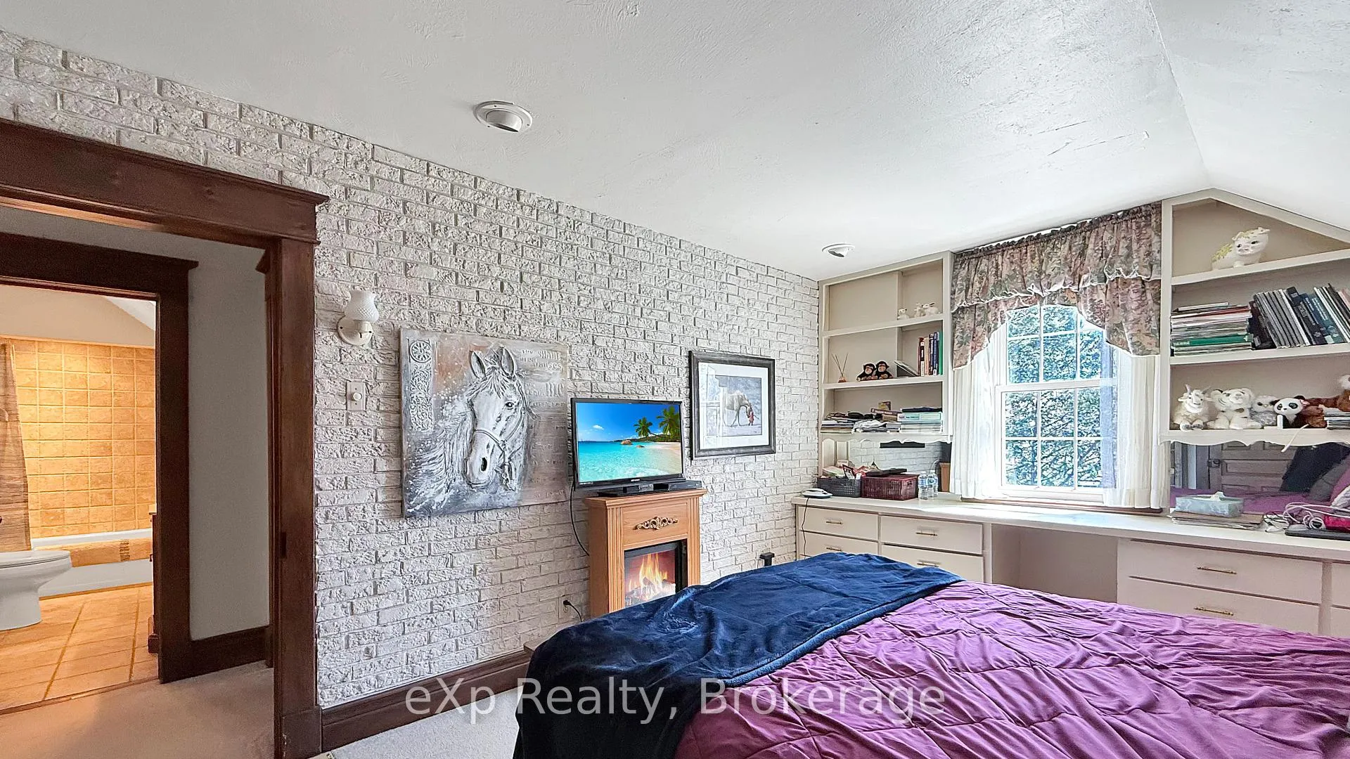 Photo 17 of 402191 Grey Road 4, West Grey — HOMEH