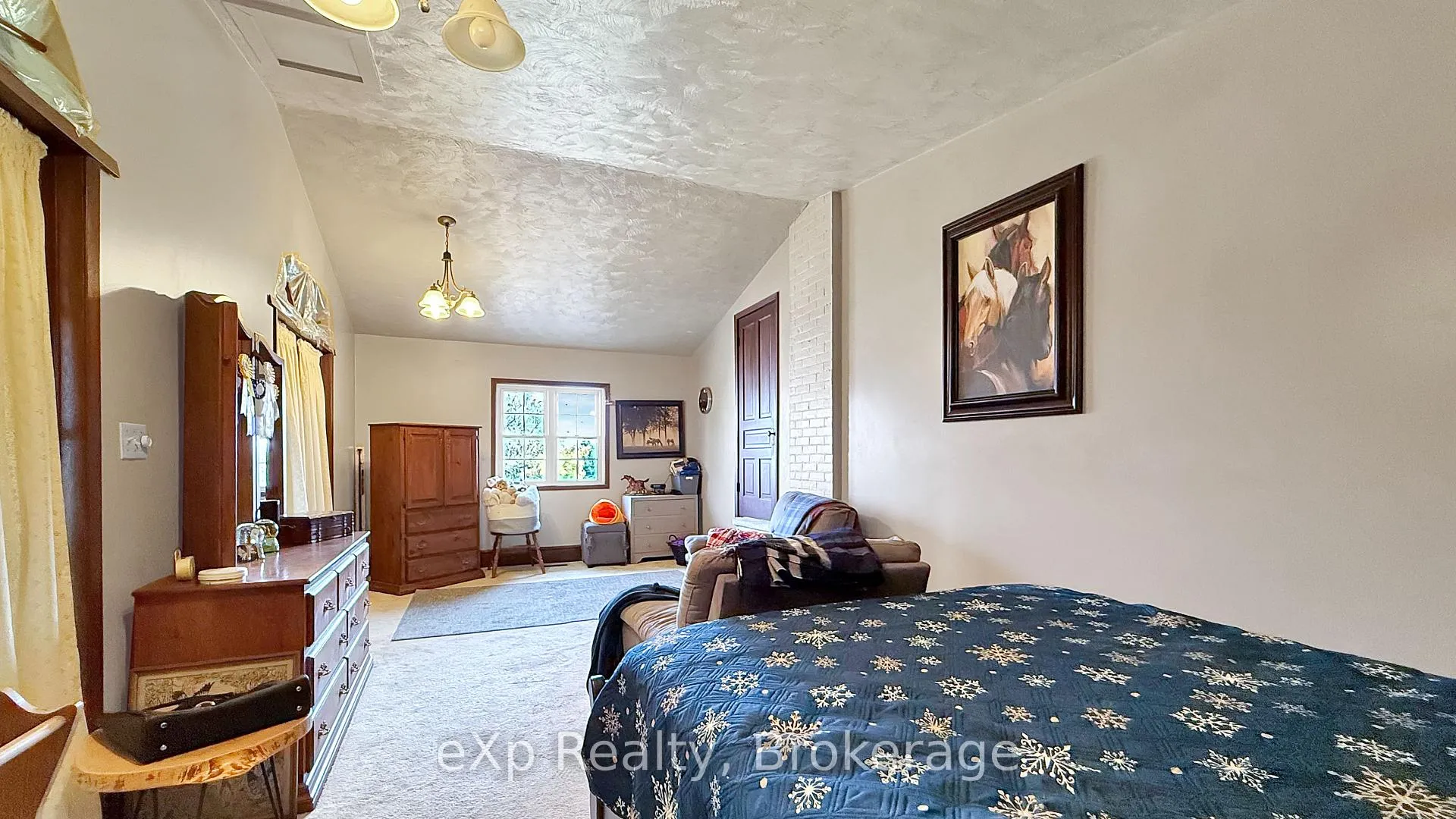 Photo 18 of 402191 Grey Road 4, West Grey — HOMEH