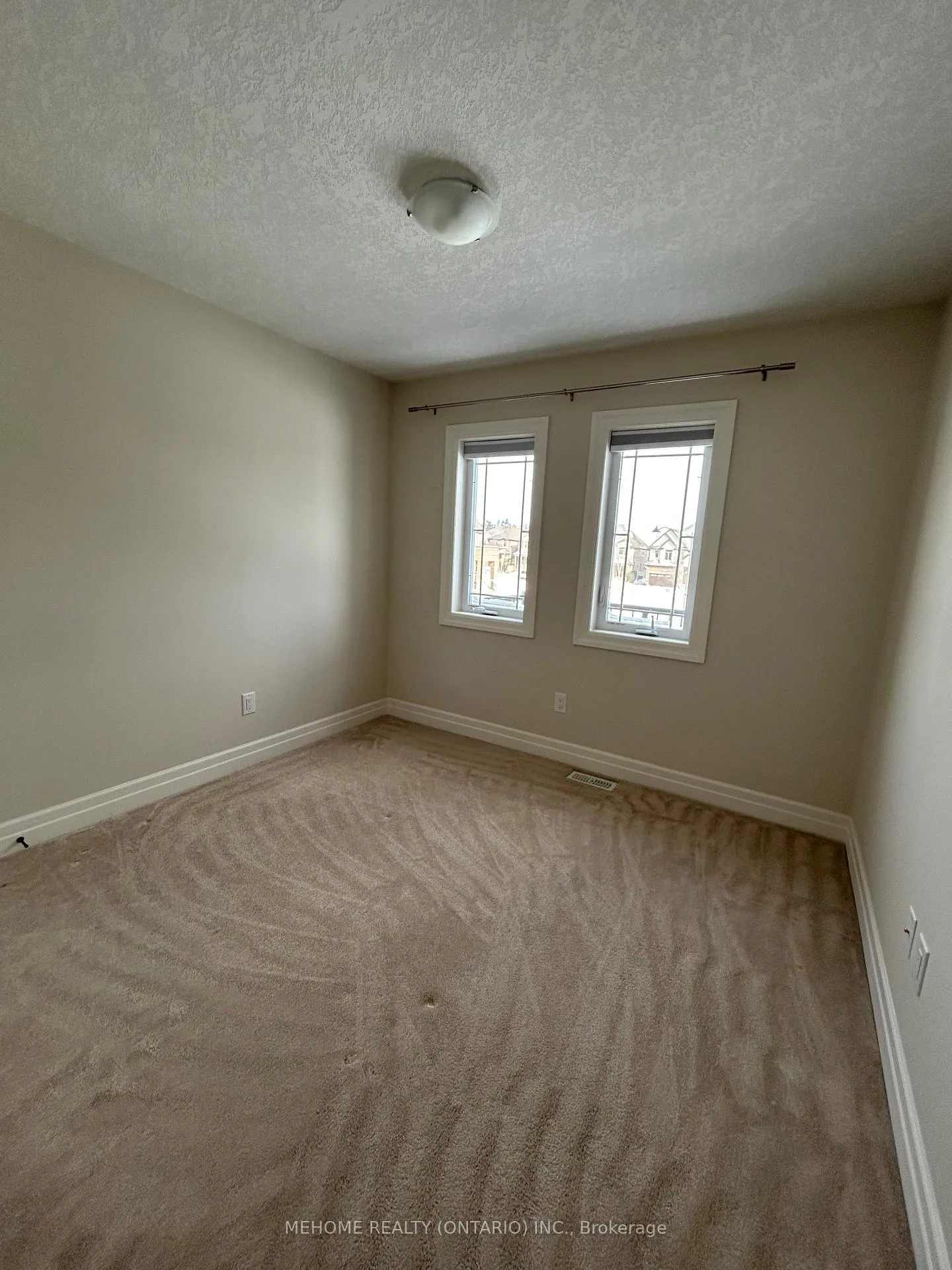 Photo 23 of 201 Spring Garden Drive, Waterloo — HOMEH