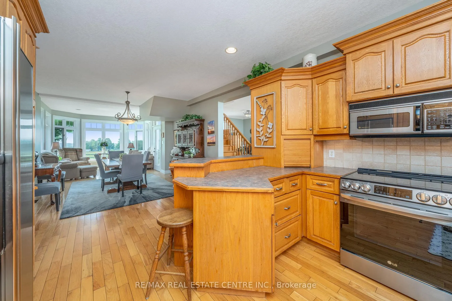Photo 12 of 6039 Eighth Line, Erin, Rural Erin — HOMEH