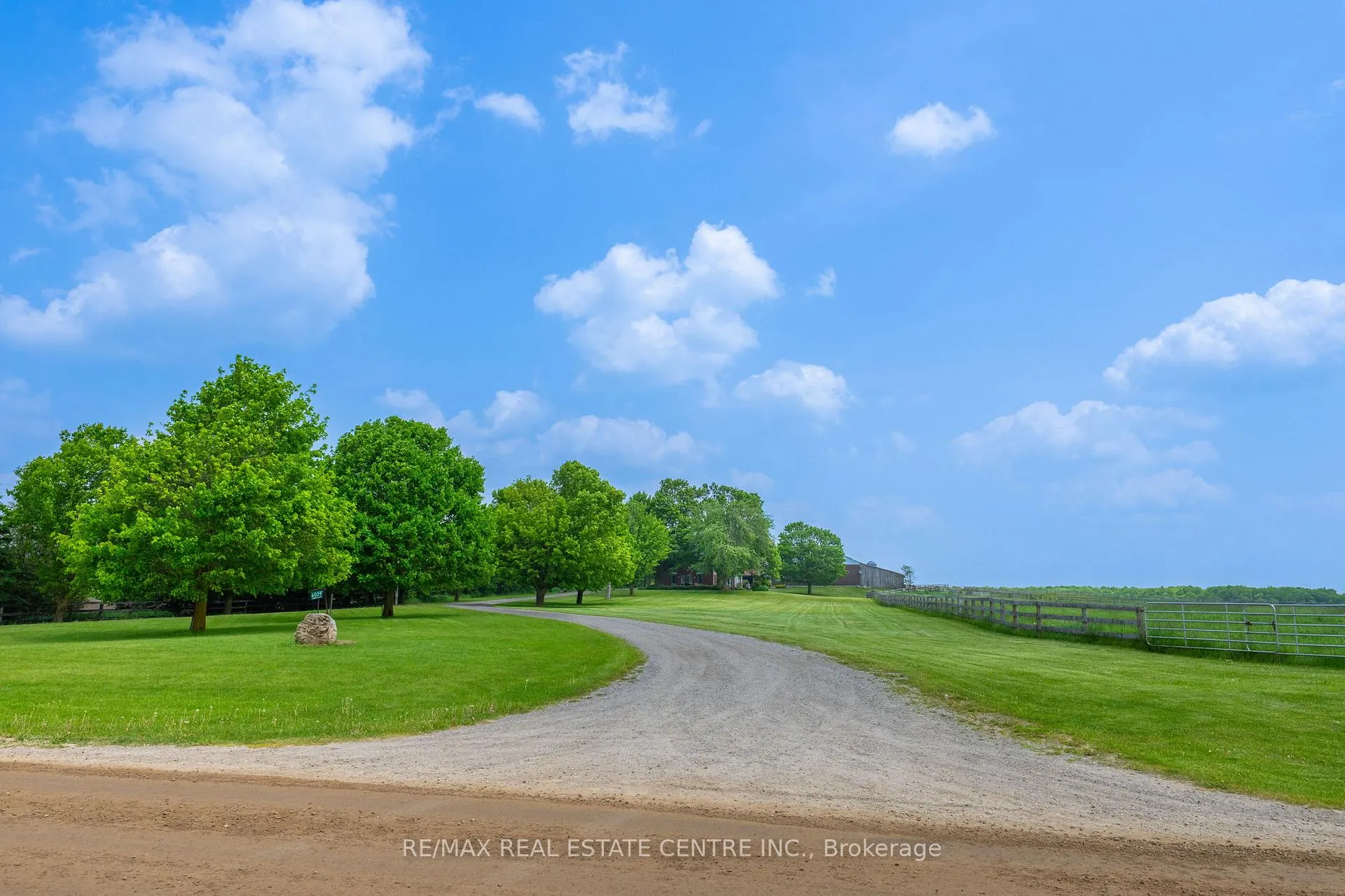 Photo 47 of 6039 Eighth Line, Erin, Rural Erin — HOMEH