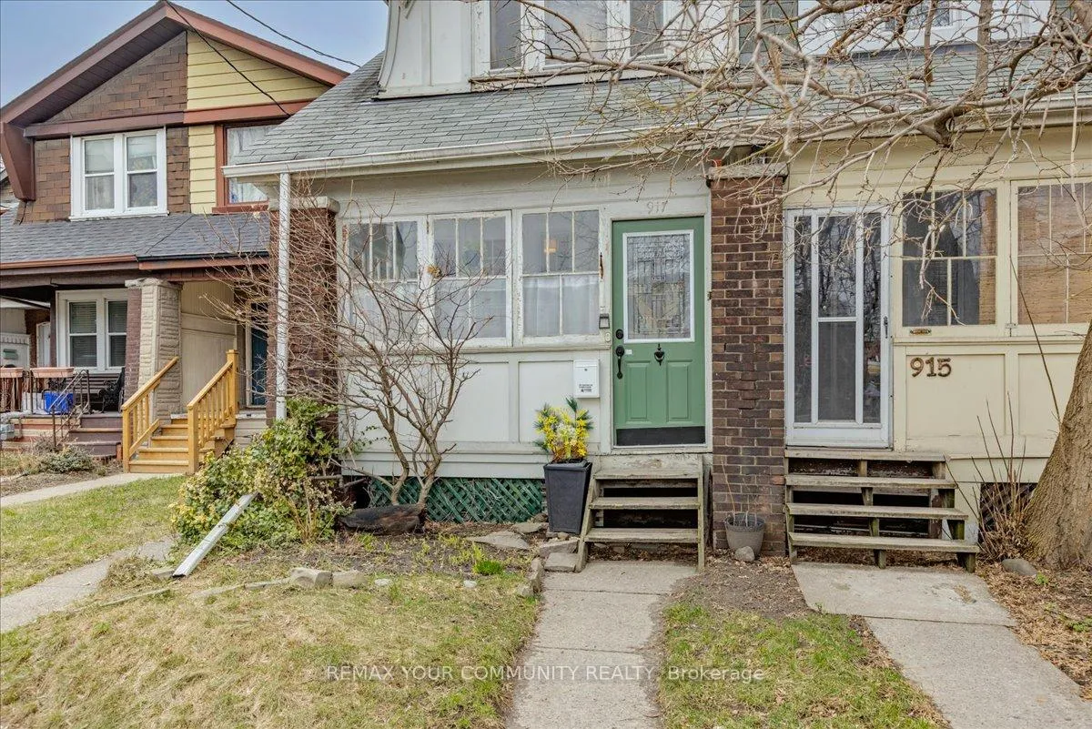 Photo 2 of 917 Broadview Avenue, Toronto, Playter Estates-Danforth — HOMEH