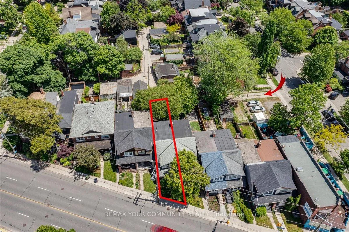 Photo 26 of 917 Broadview Avenue, Toronto, Playter Estates-Danforth — HOMEH