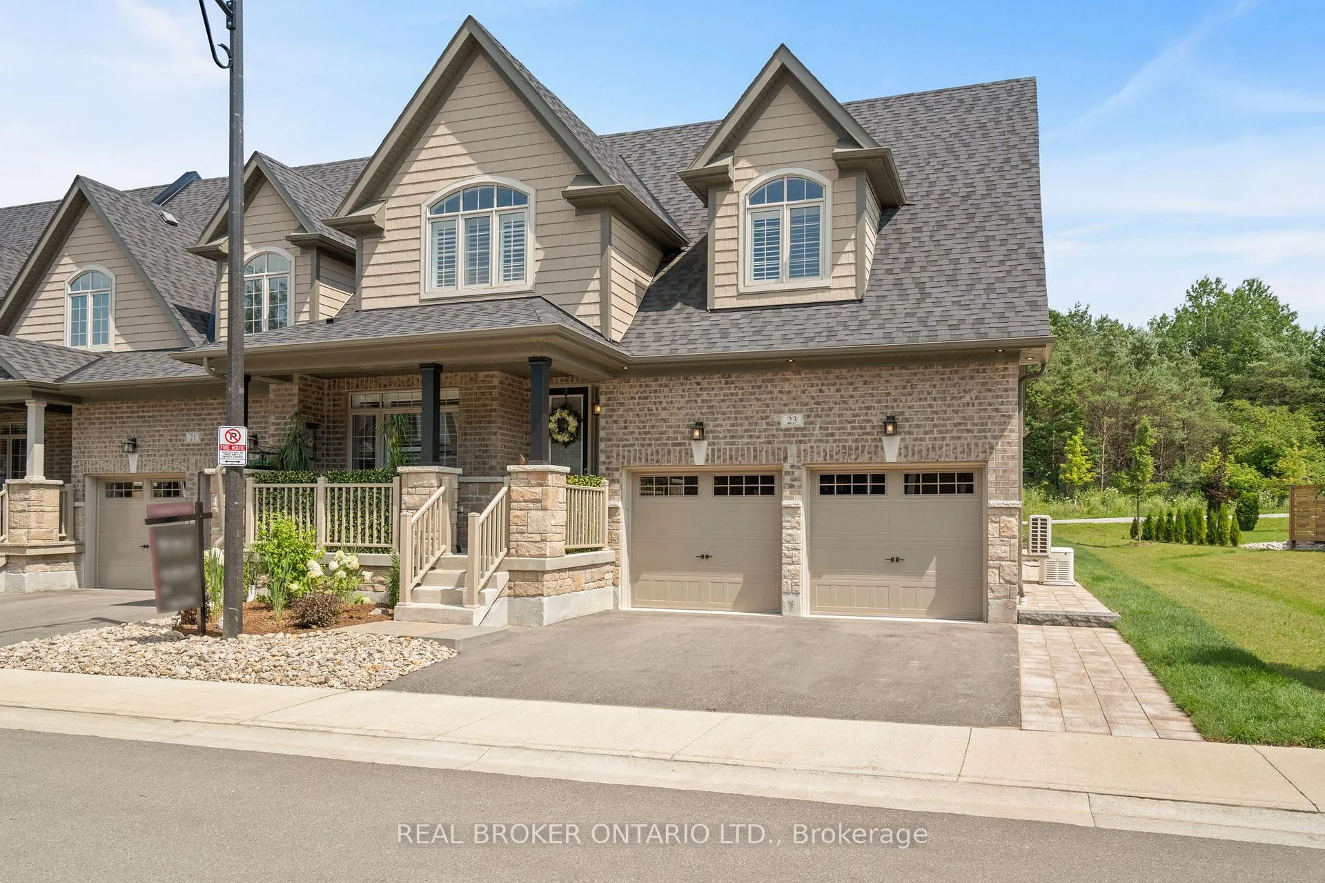 Photo 1 of 23 Howard Williams Court, Uxbridge — HOMEH