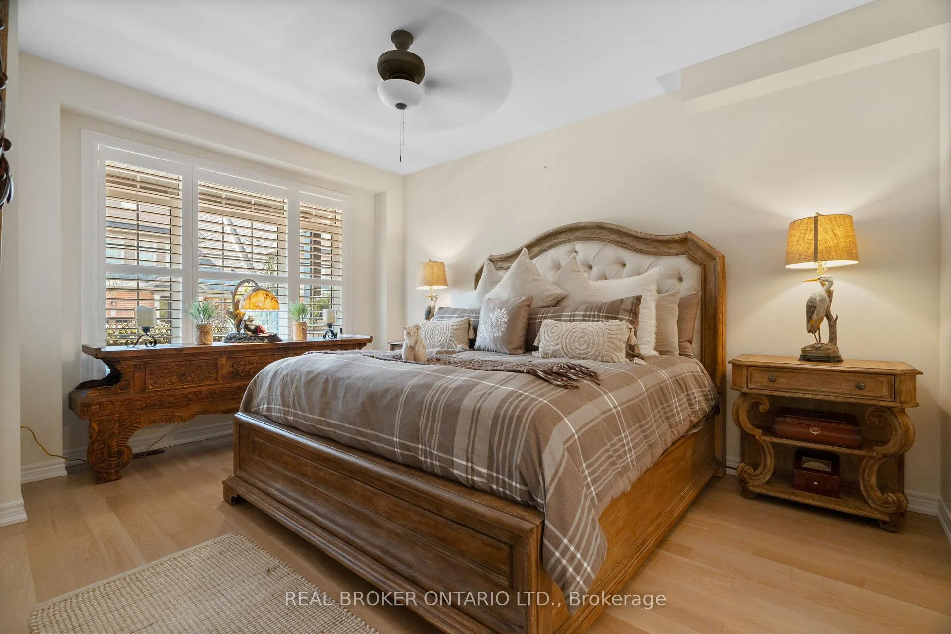 Photo 5 of 23 Howard Williams Court, Uxbridge — HOMEH