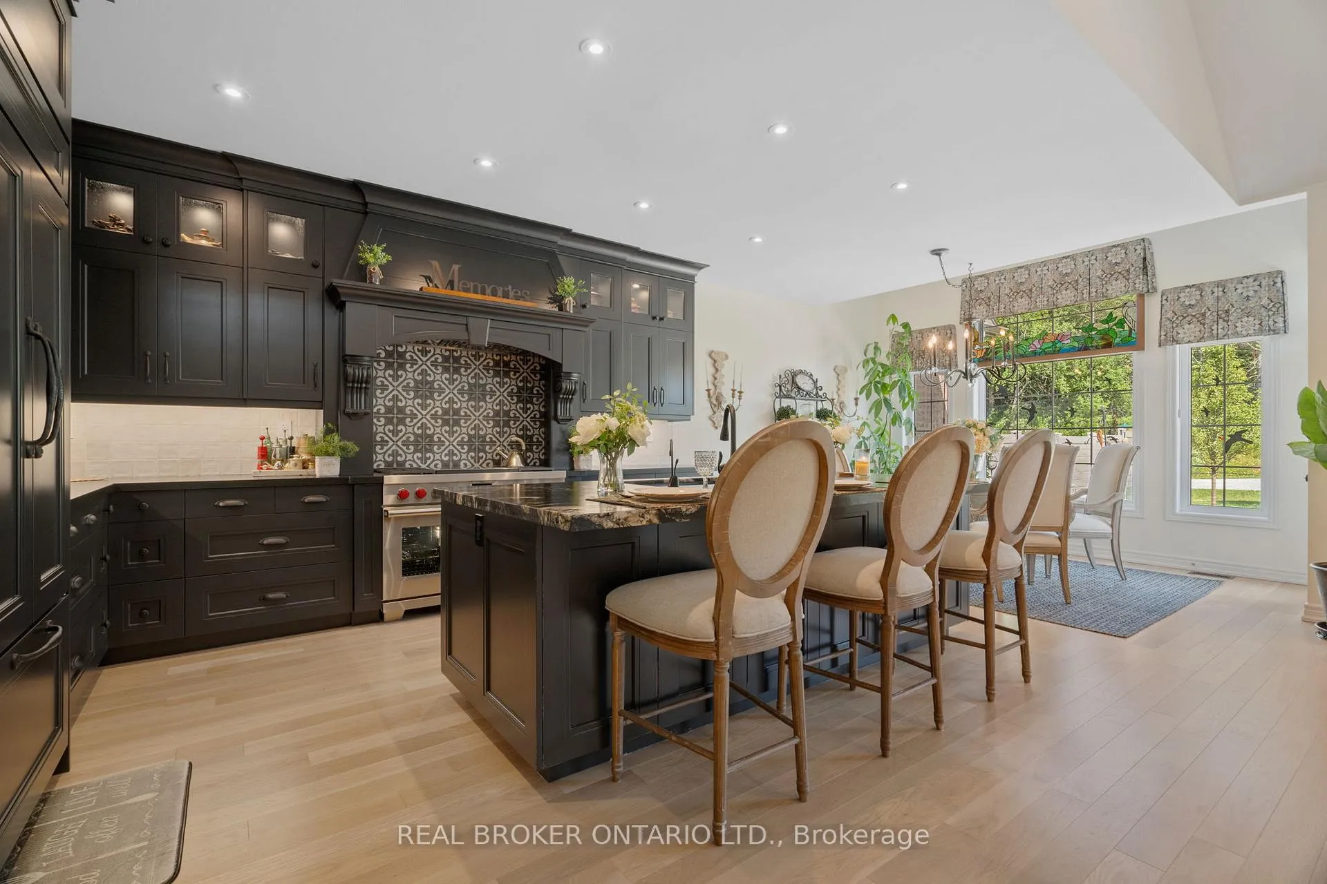 Photo 10 of 23 Howard Williams Court, Uxbridge — HOMEH