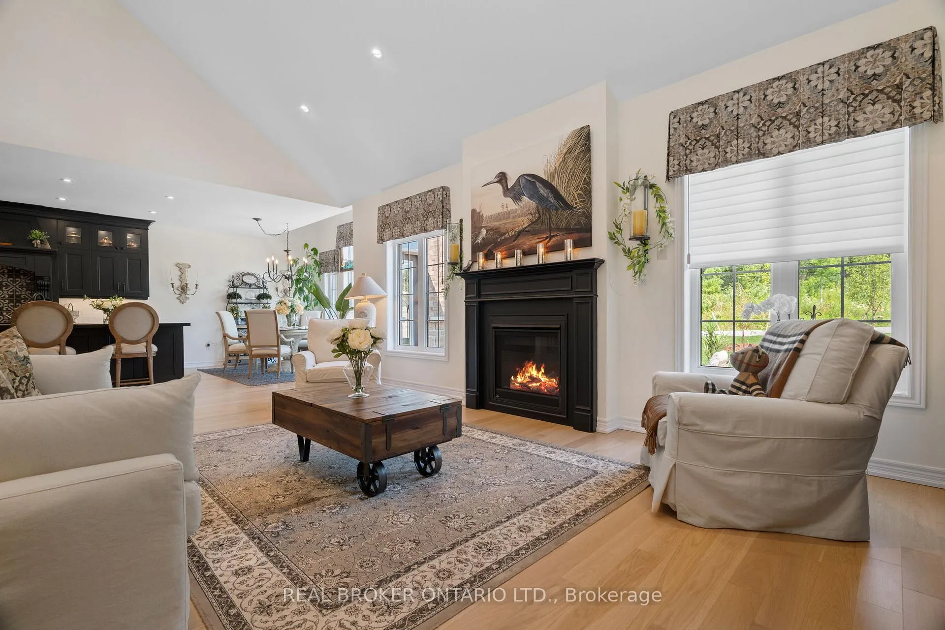Photo 16 of 23 Howard Williams Court, Uxbridge — HOMEH