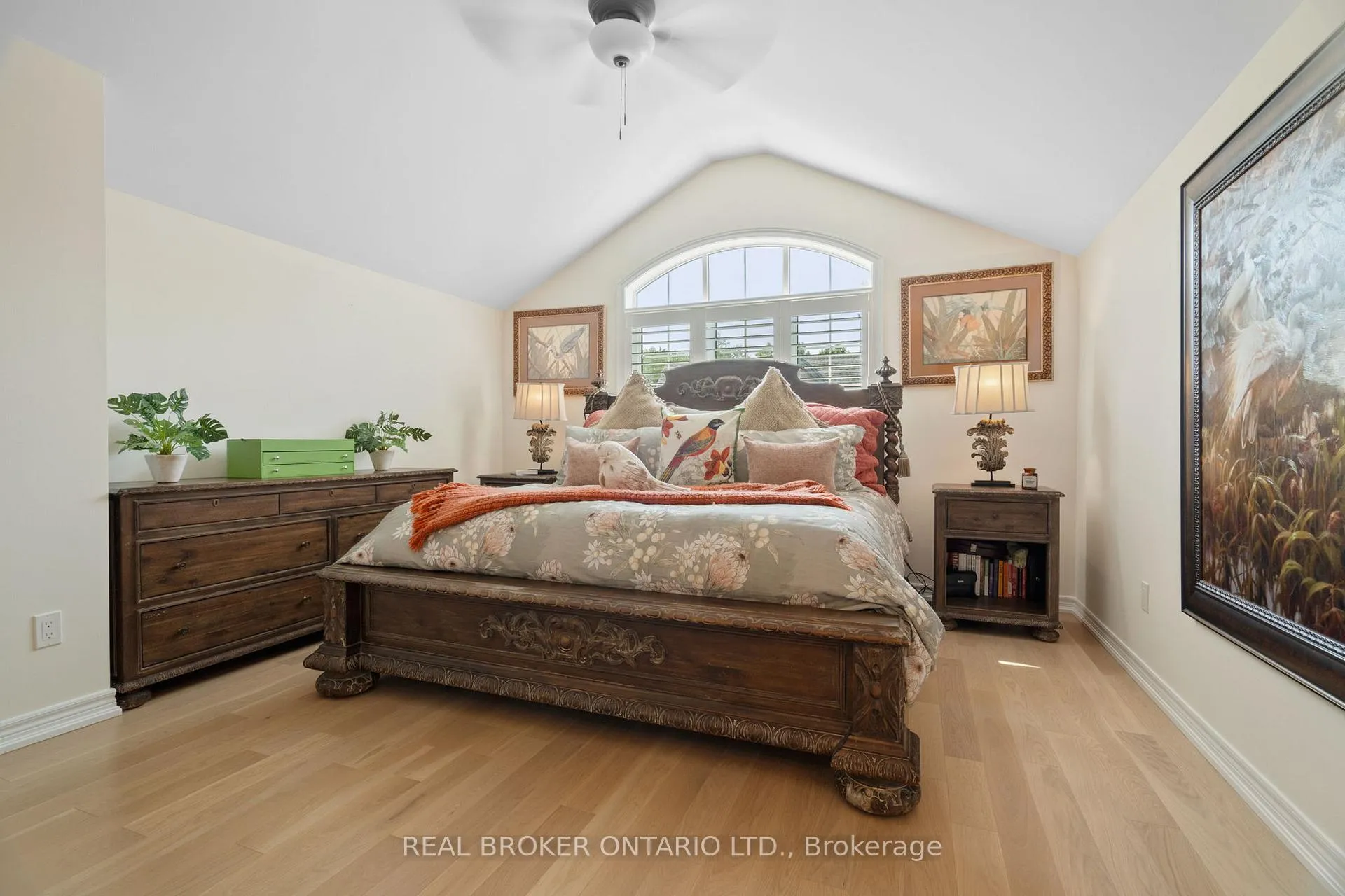 Photo 19 of 23 Howard Williams Court, Uxbridge — HOMEH
